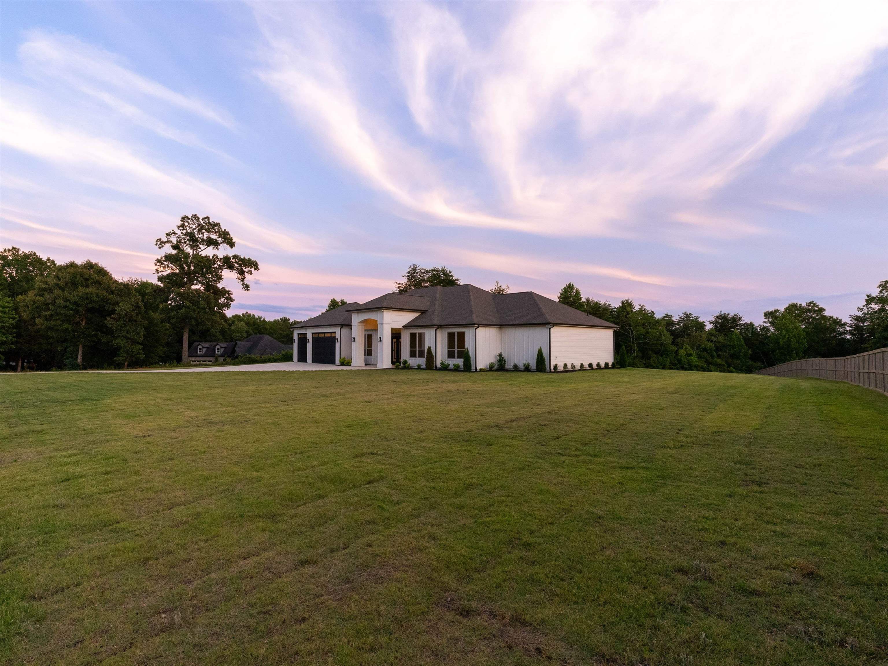 1730 Riveroak Road Property Photo 6
