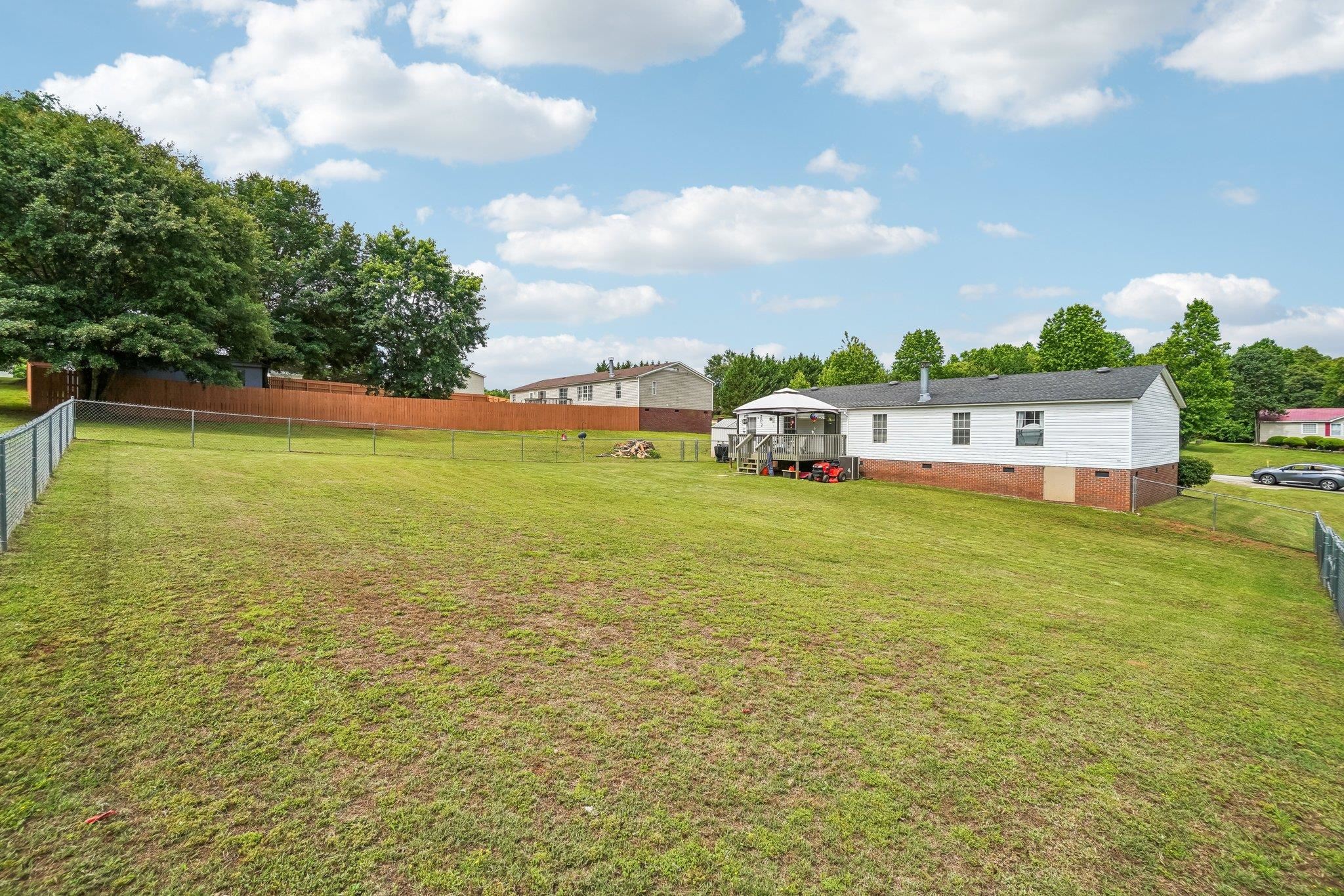 620 Courtland Way Property Photo 16