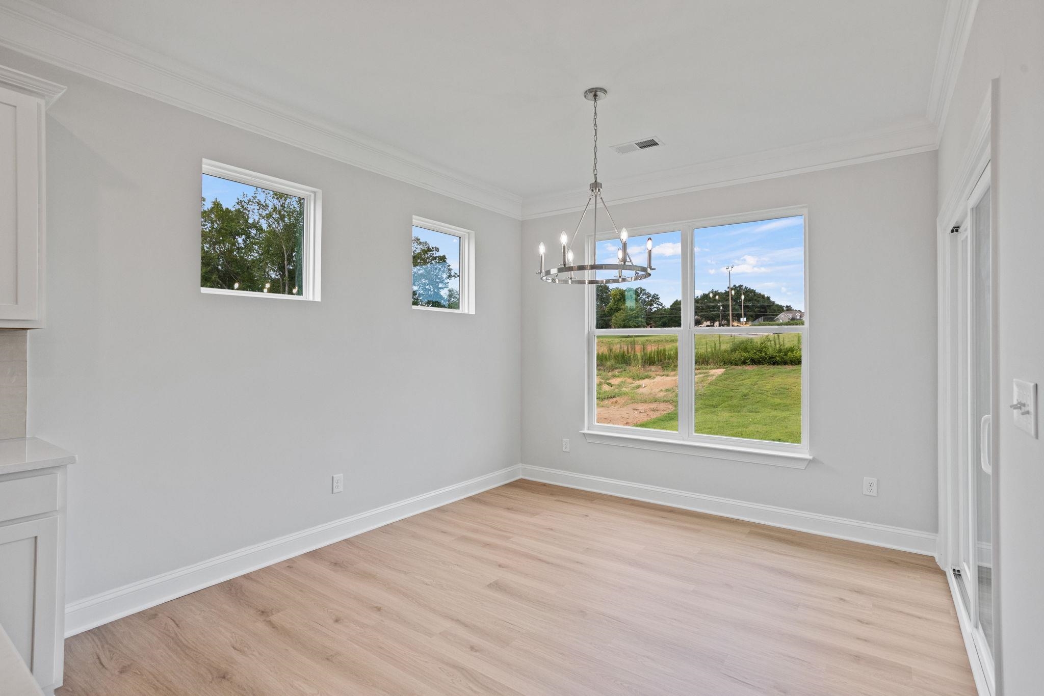 1724 Constitution Lane Property Photo 8