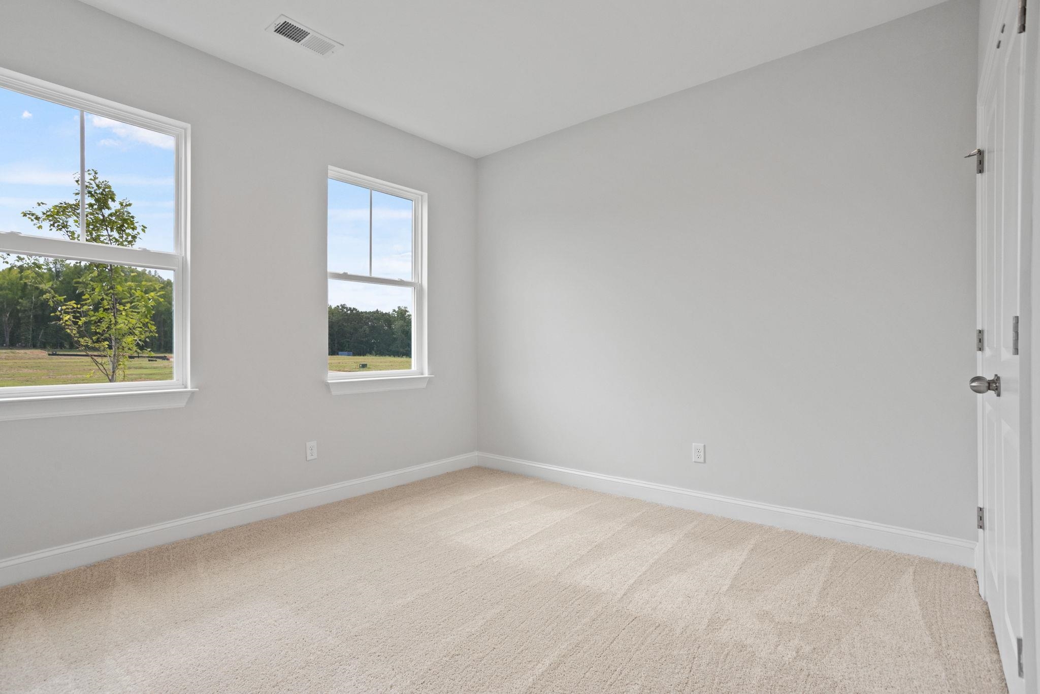 1724 Constitution Lane Property Photo 25