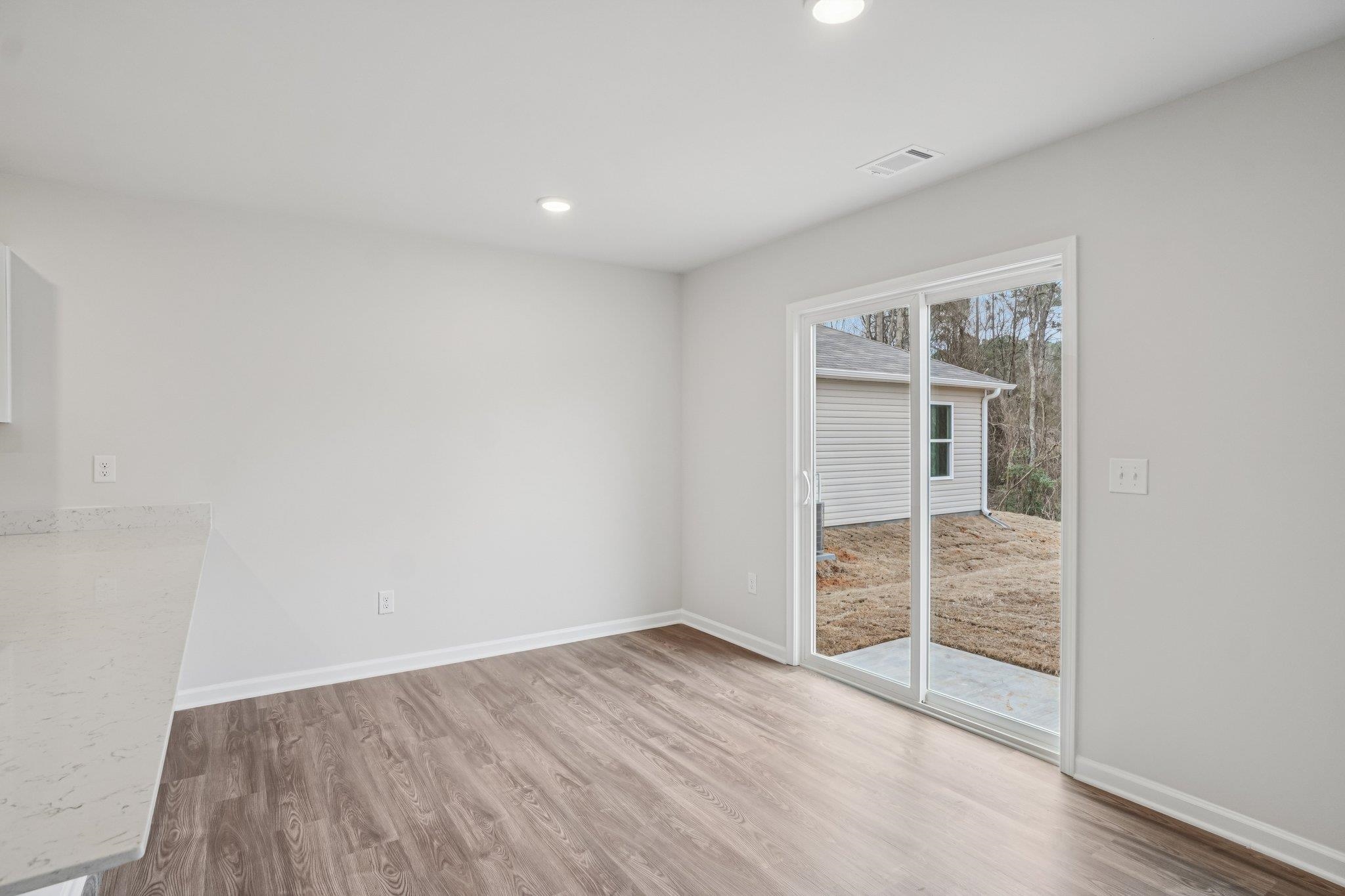 939 Kinnerton Trail Property Photo 23