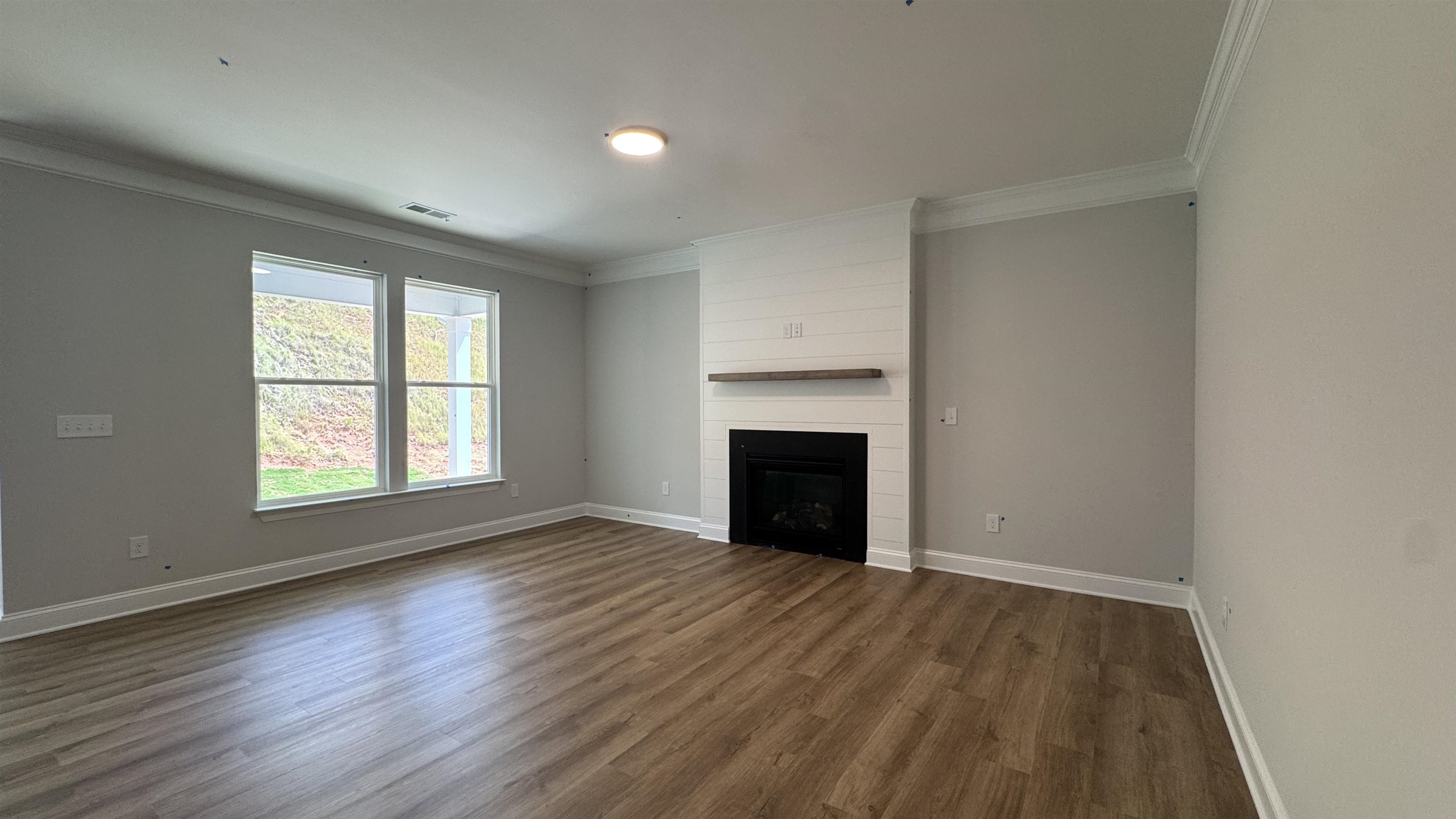 1120 Stable Way Property Photo 6