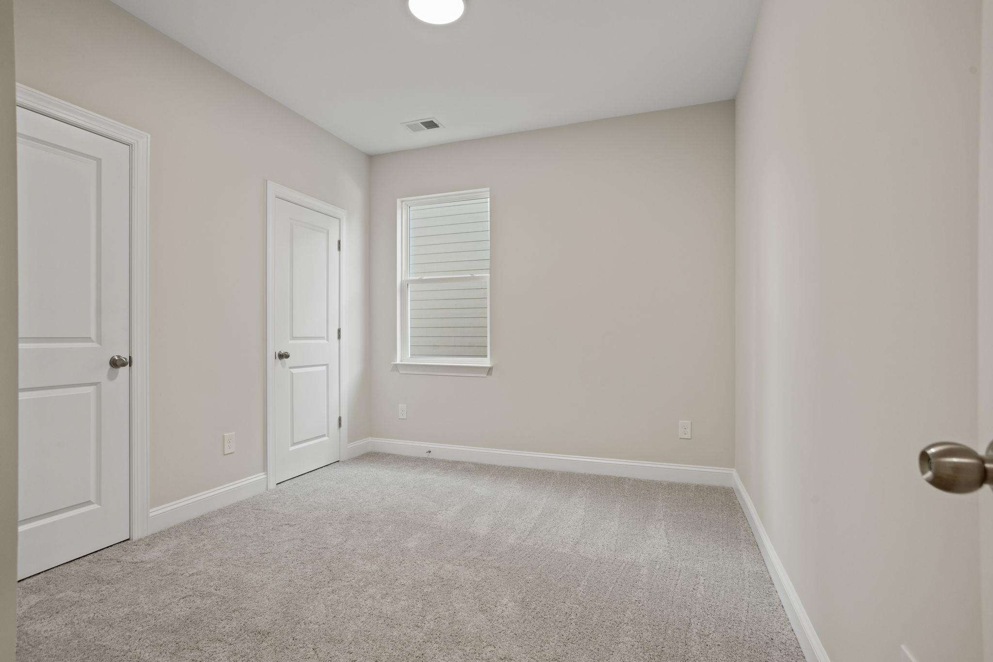 1120 Stable Way Property Photo 8