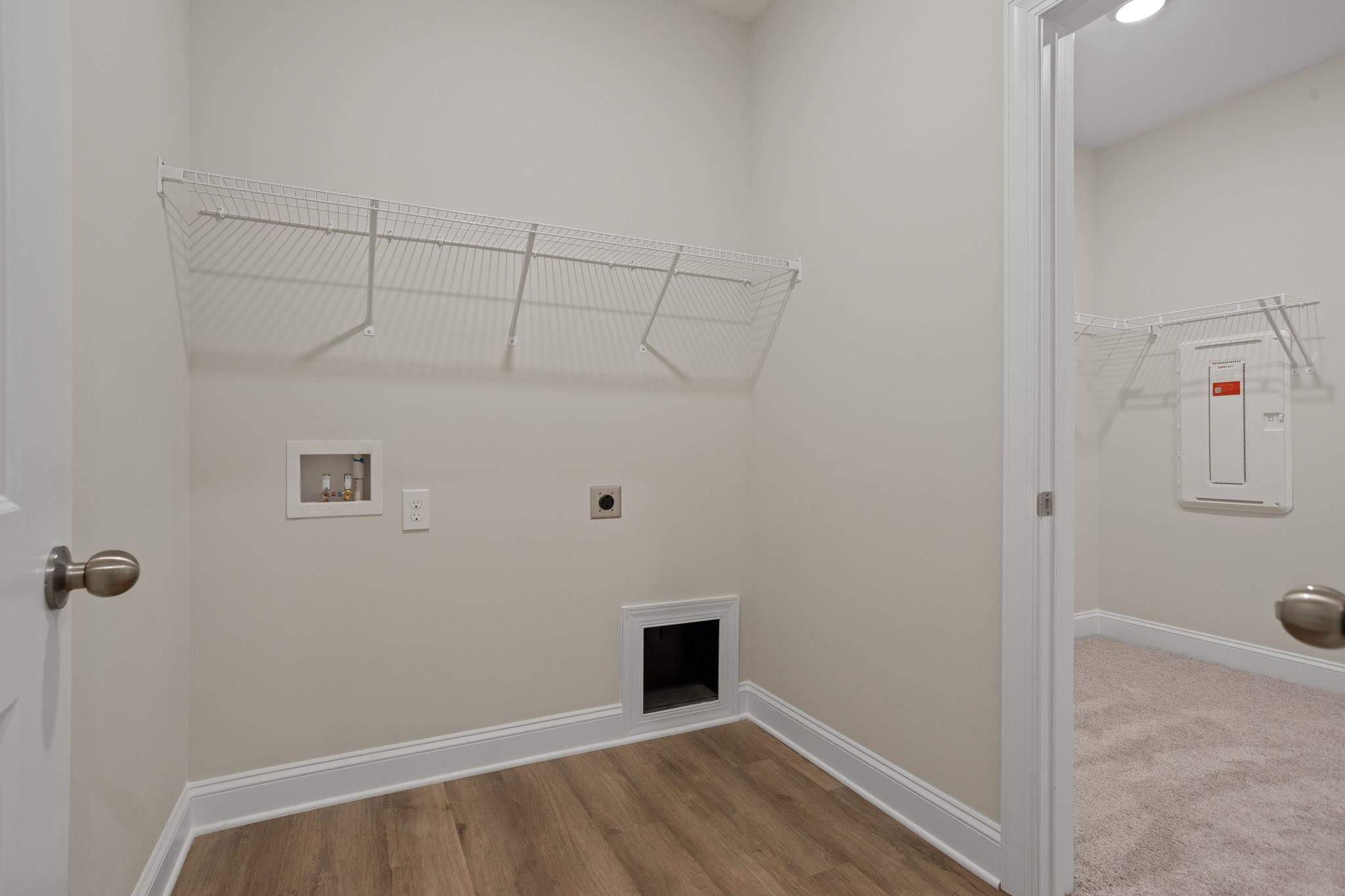 1120 Stable Way Property Photo 18