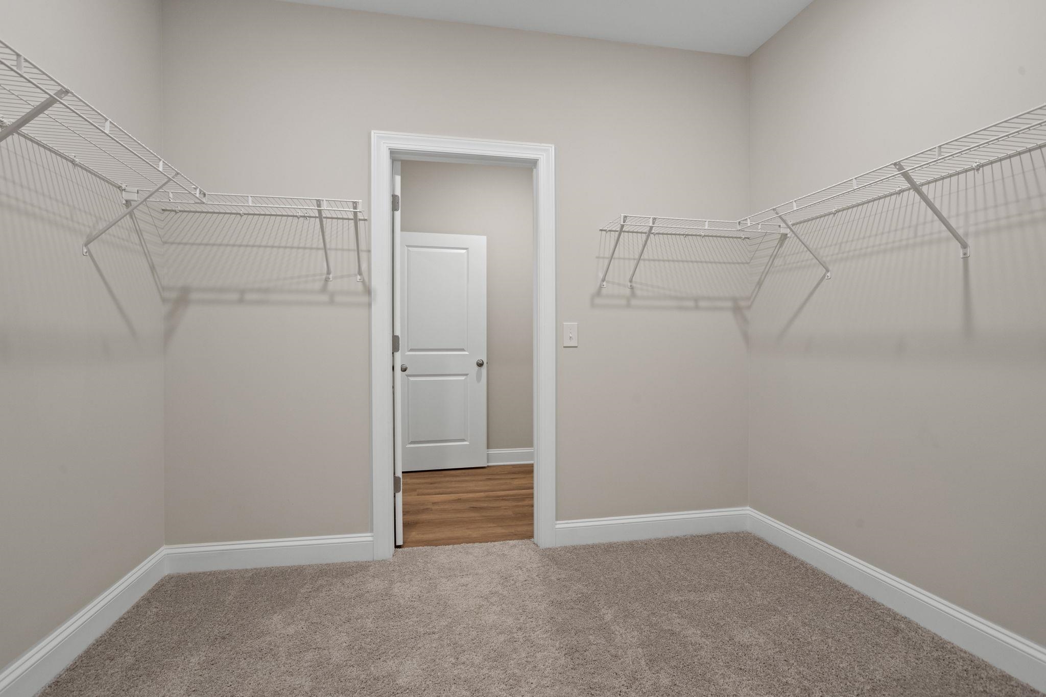 1120 Stable Way Property Photo 23