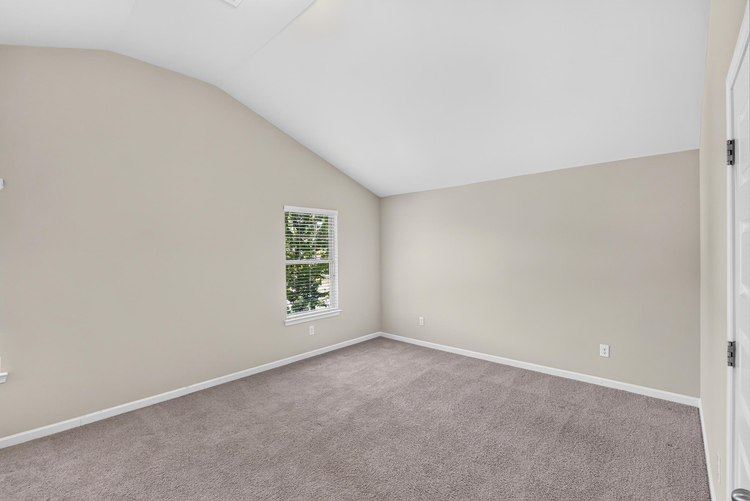 190 Heatherwood Lane Property Photo 32