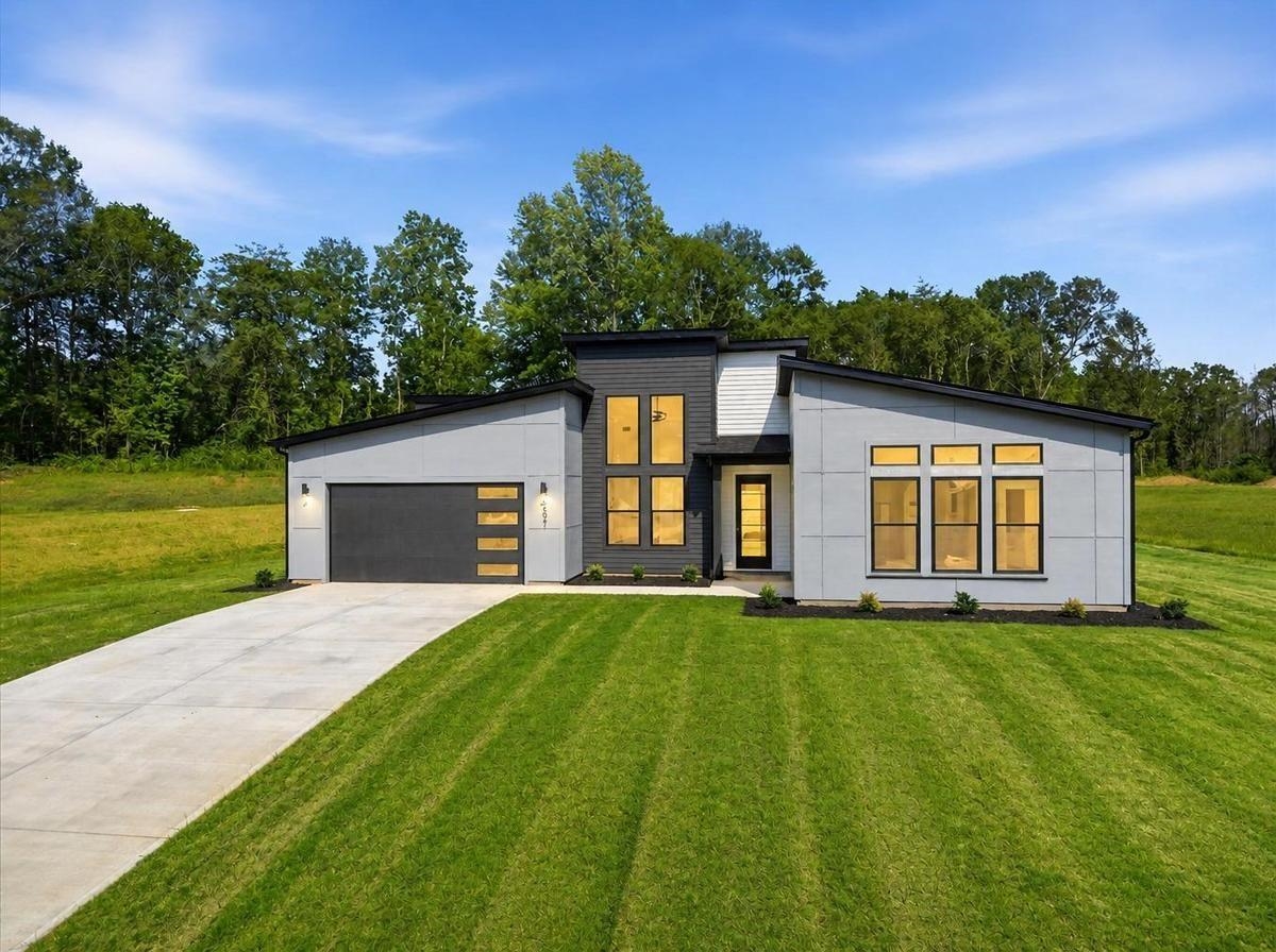 2021 Blessed Drive Property Photo 1