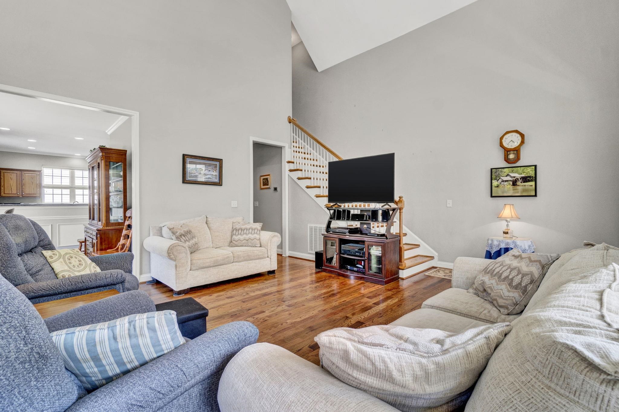 801 Oak Haven Court Property Photo 8