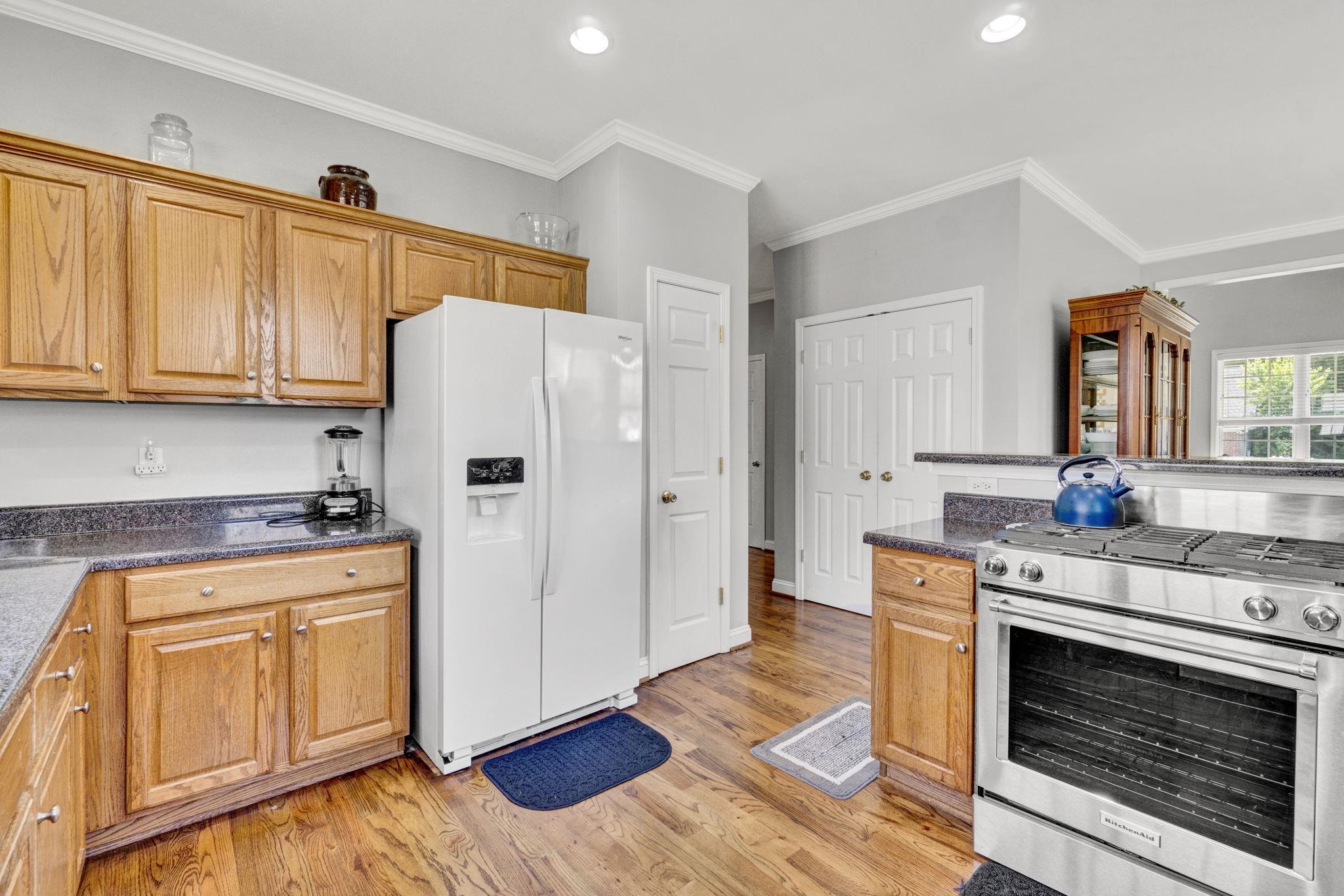 801 Oak Haven Court Property Photo 12
