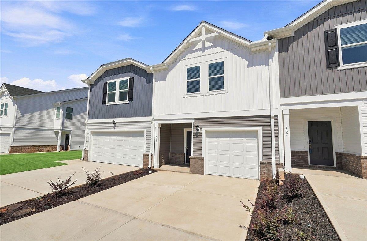 435 Blissful Court Property Photo 3