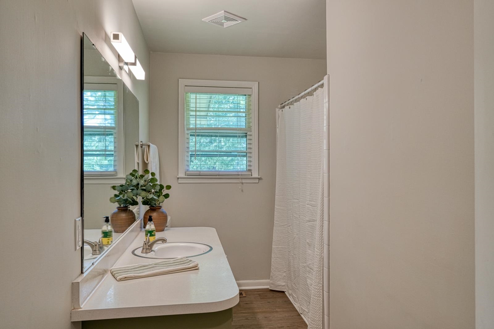 1291 Montview Street Property Photo 18