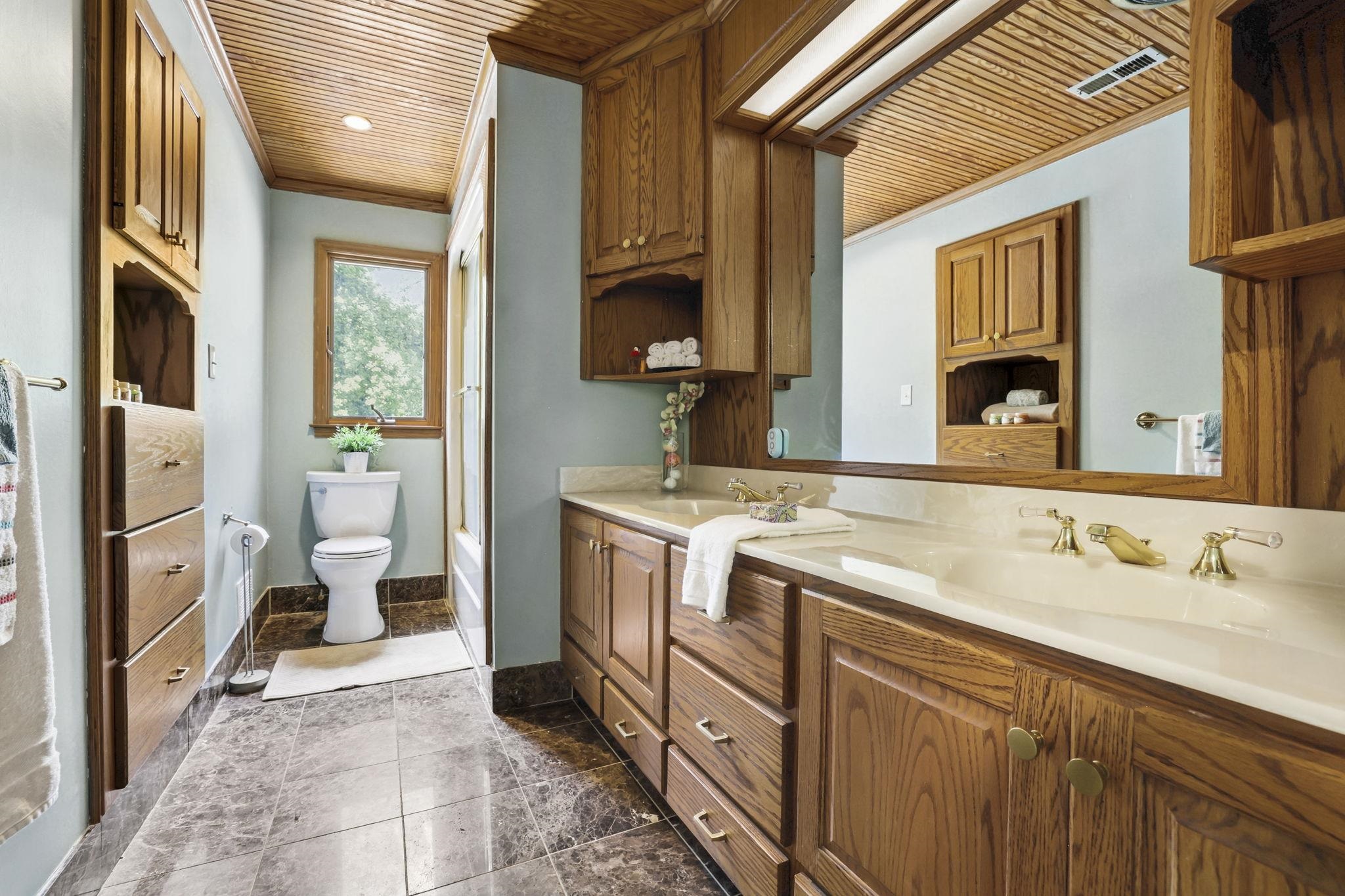 101 Mabry Drive Property Photo 13