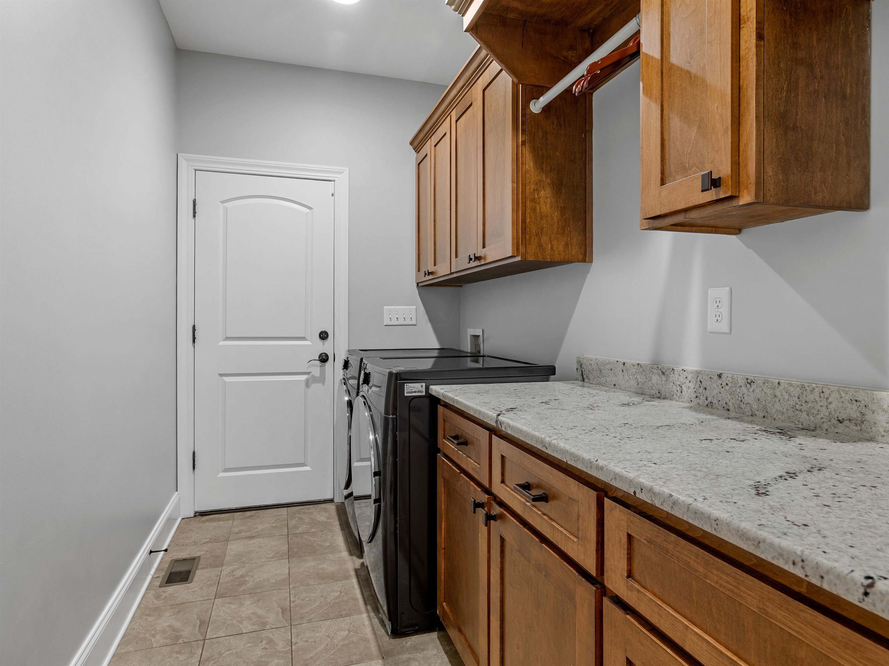 346 Roy Hall Way Property Photo 43