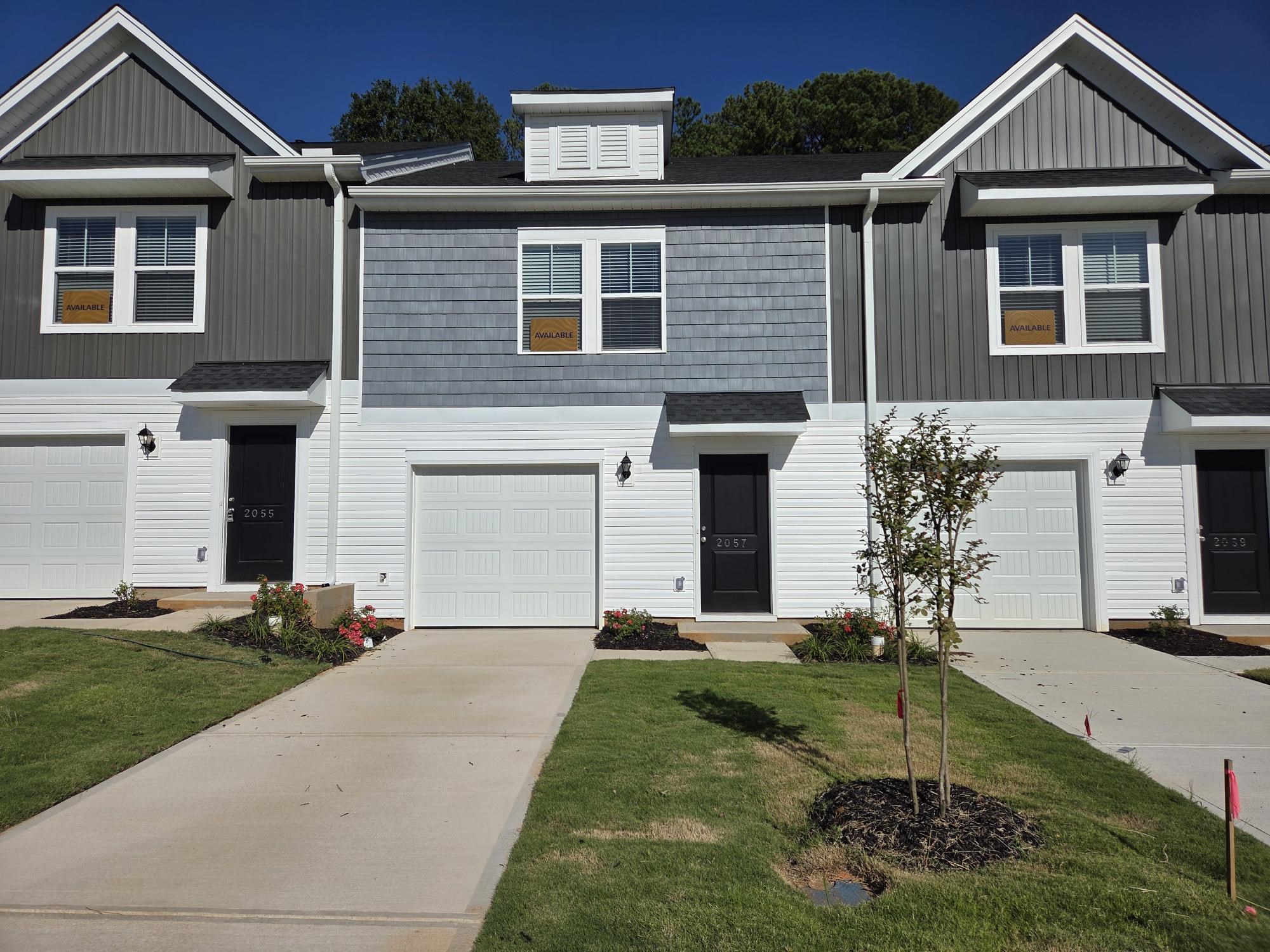 2061 Hillman Way Property Photo 1