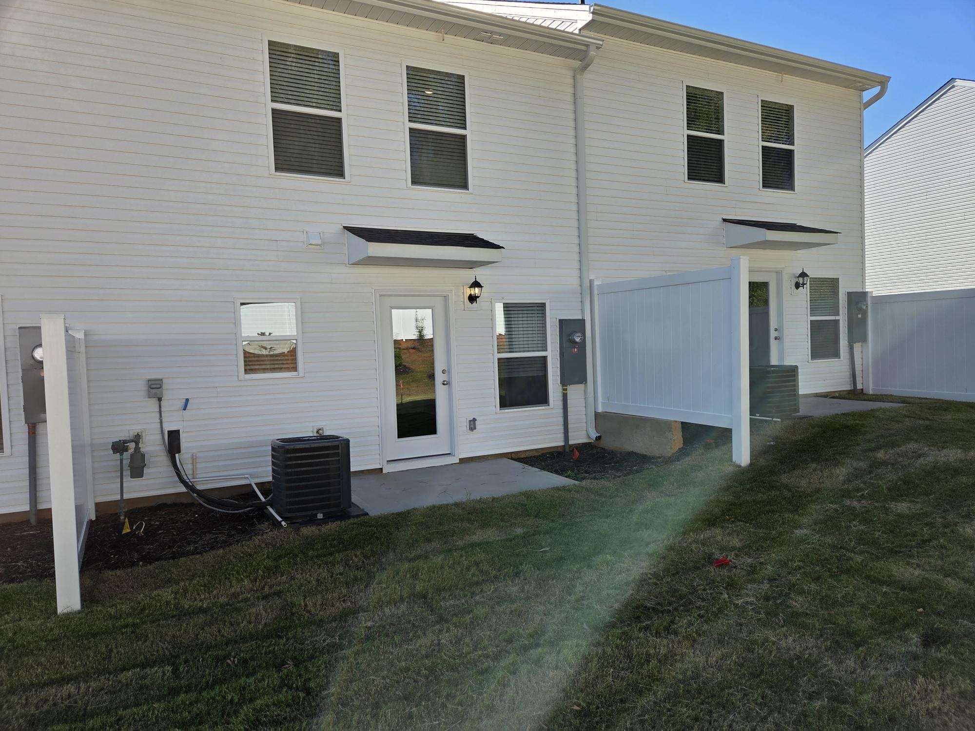 2061 Hillman Way Property Photo 7