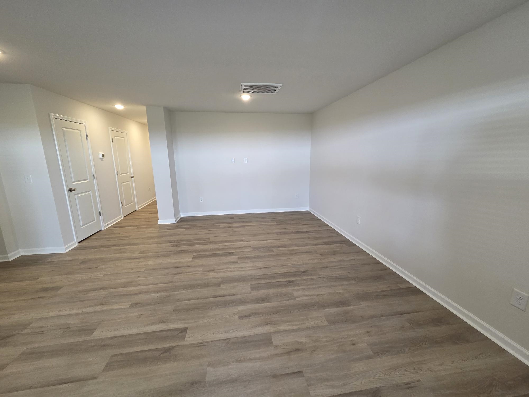2061 Hillman Way Property Photo 17