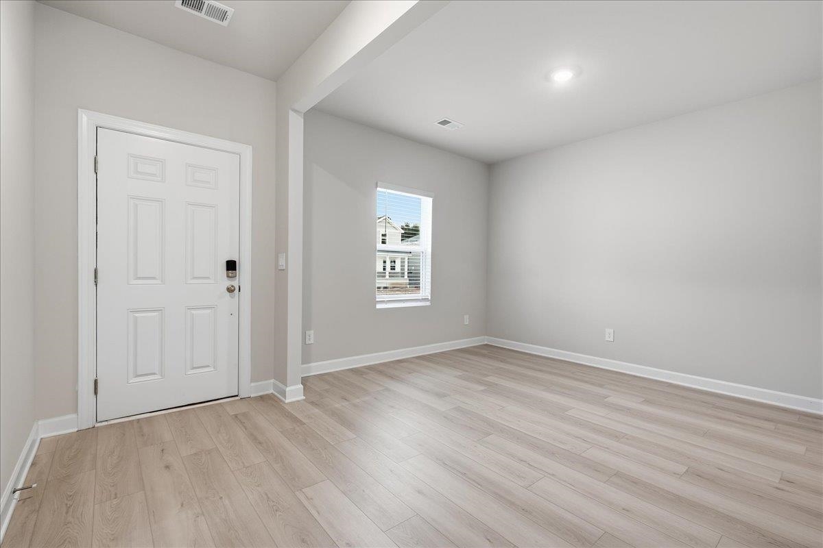1517 Switchback Circle Property Photo 5