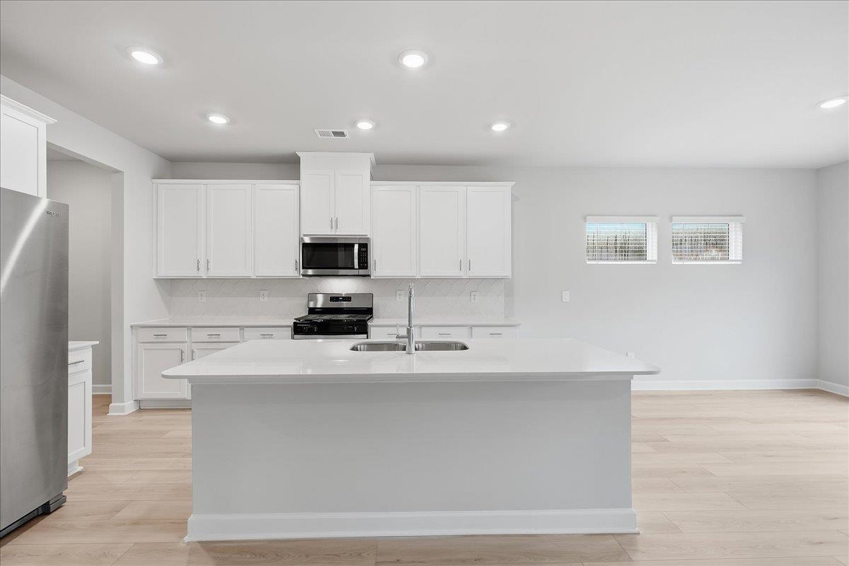 1517 Switchback Circle Property Photo 9