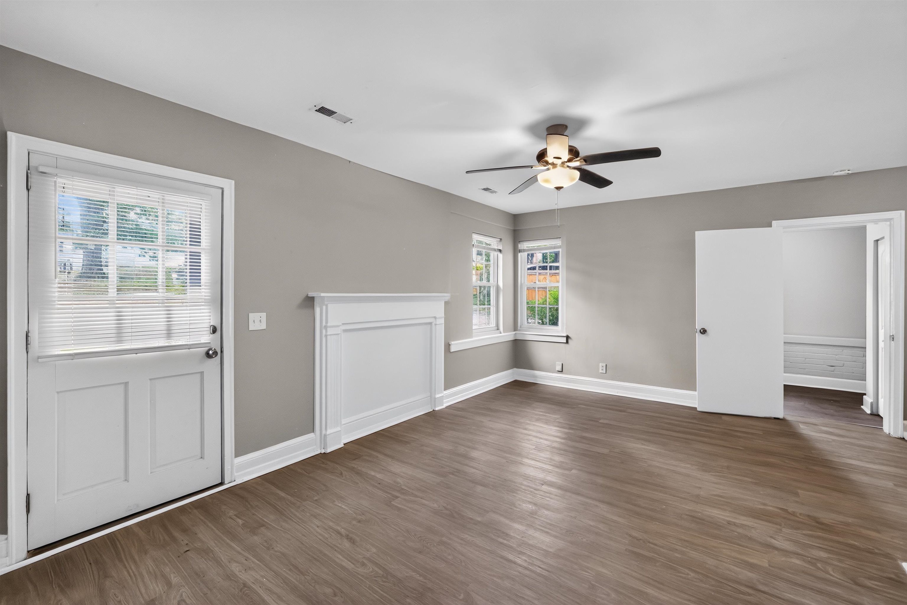 7 Brookforest Drive Property Photo 3