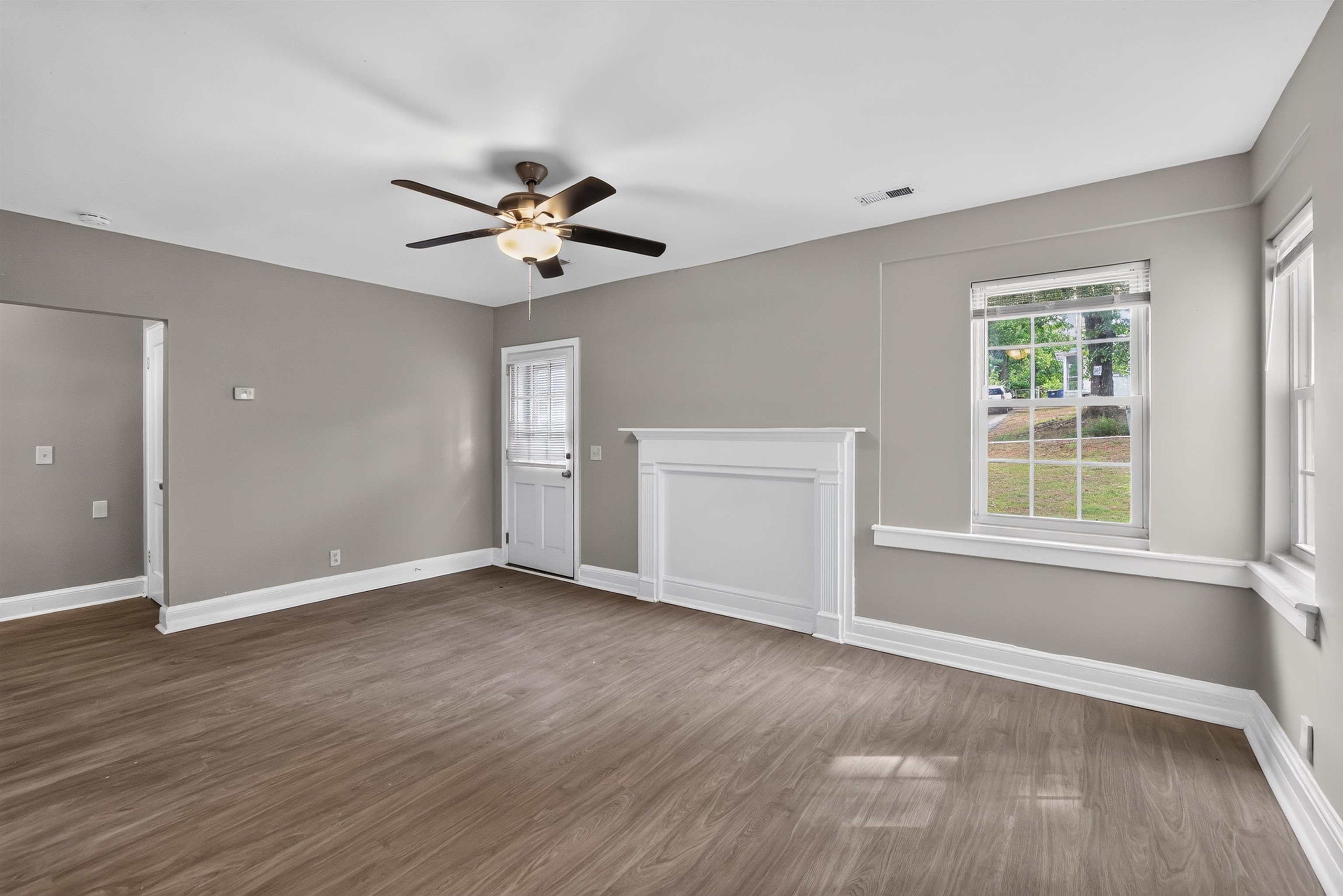 7 Brookforest Drive Property Photo 4