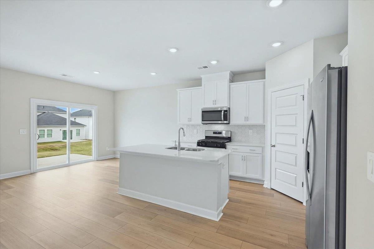 927 Rising Oak Court Property Photo 16