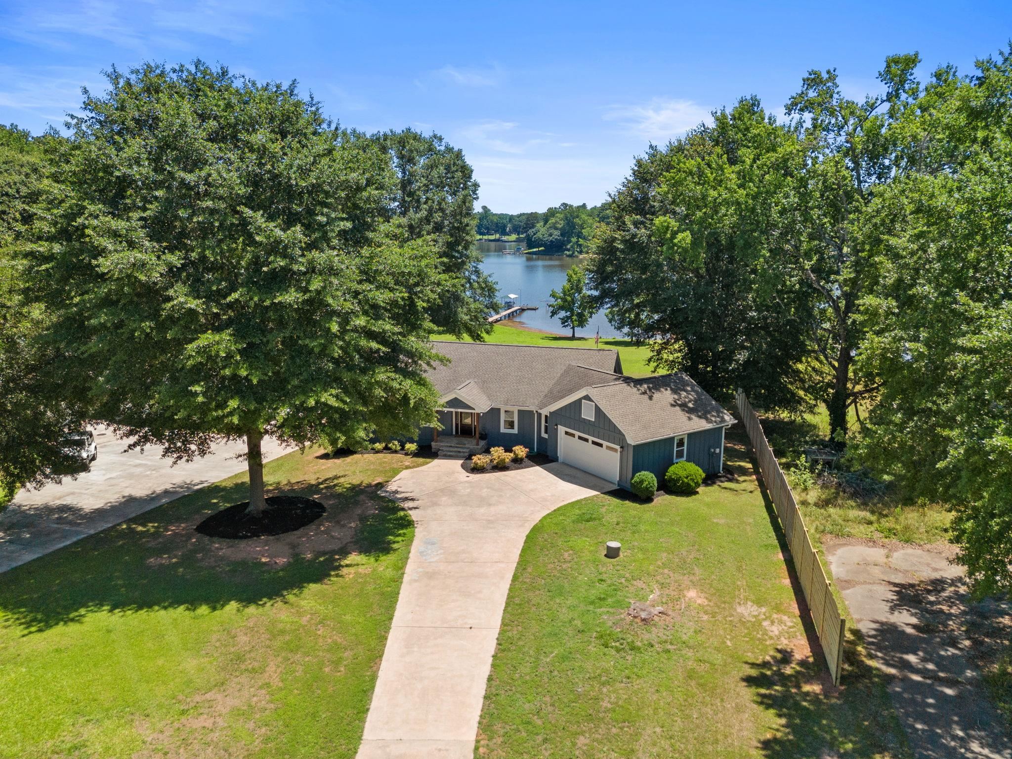 105 Walker Road Property Photo 4