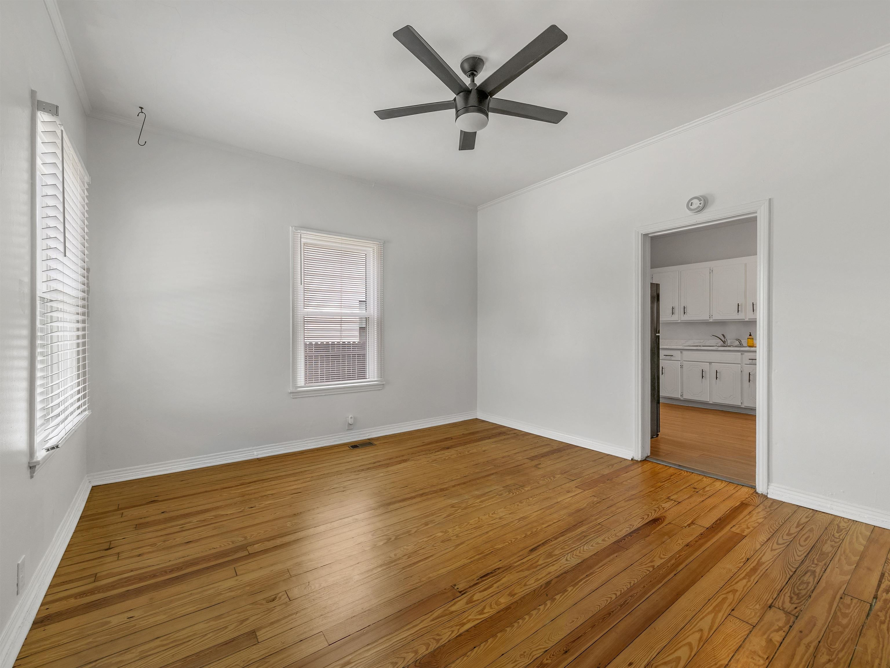 52 Hutchins Street Property Photo 3