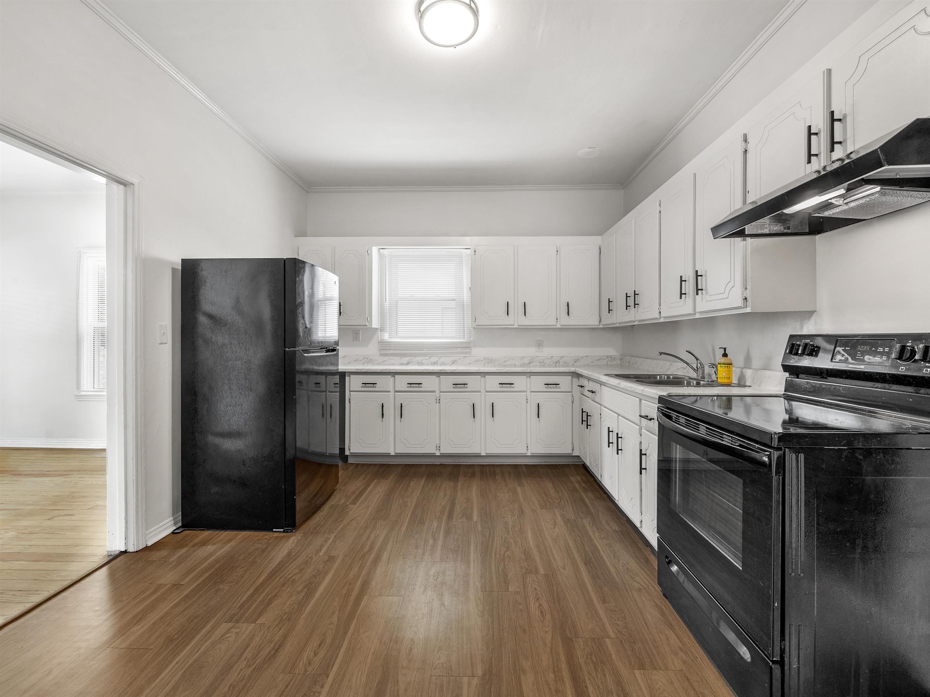 52 Hutchins Street Property Photo 7