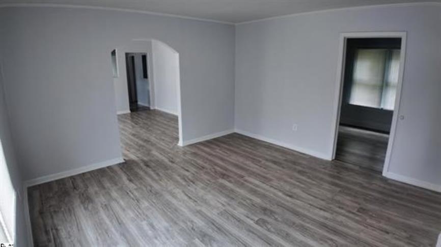 190 S. Cash Property Photo 6