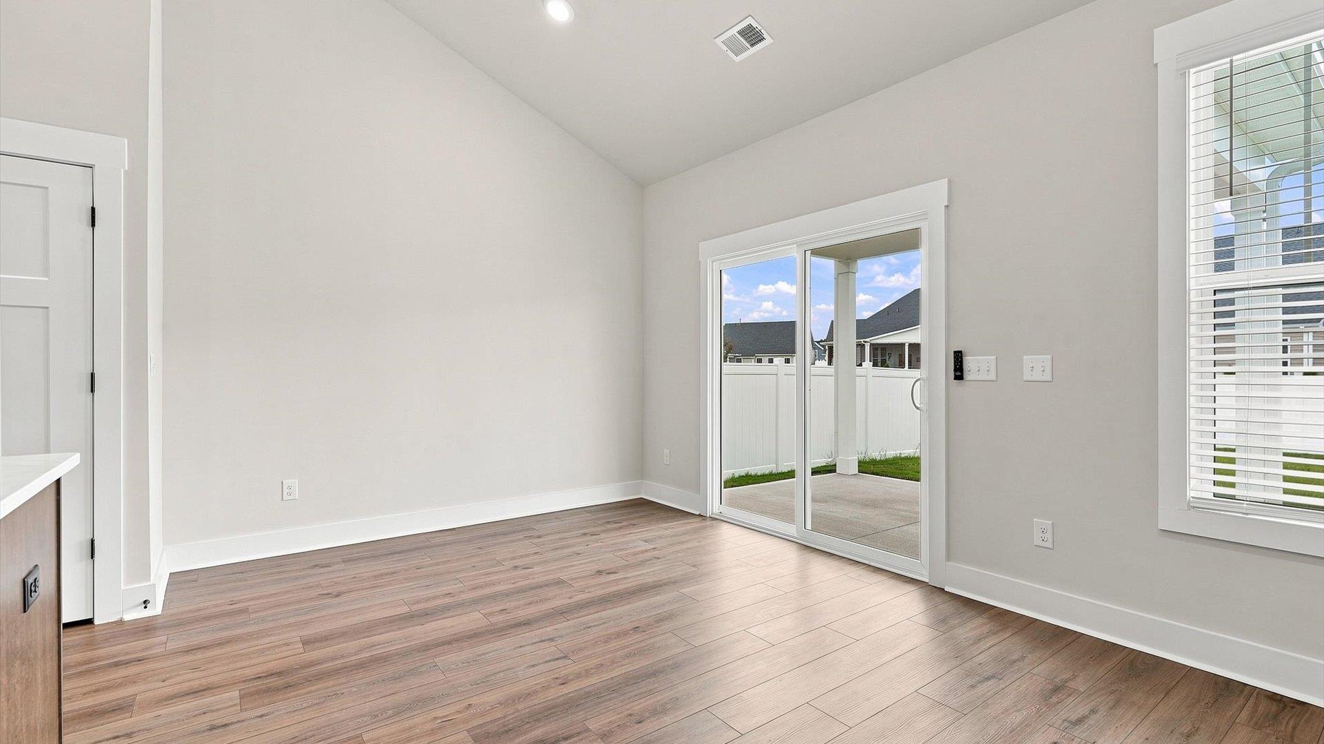 12136 Mahogany Circle Property Photo 10