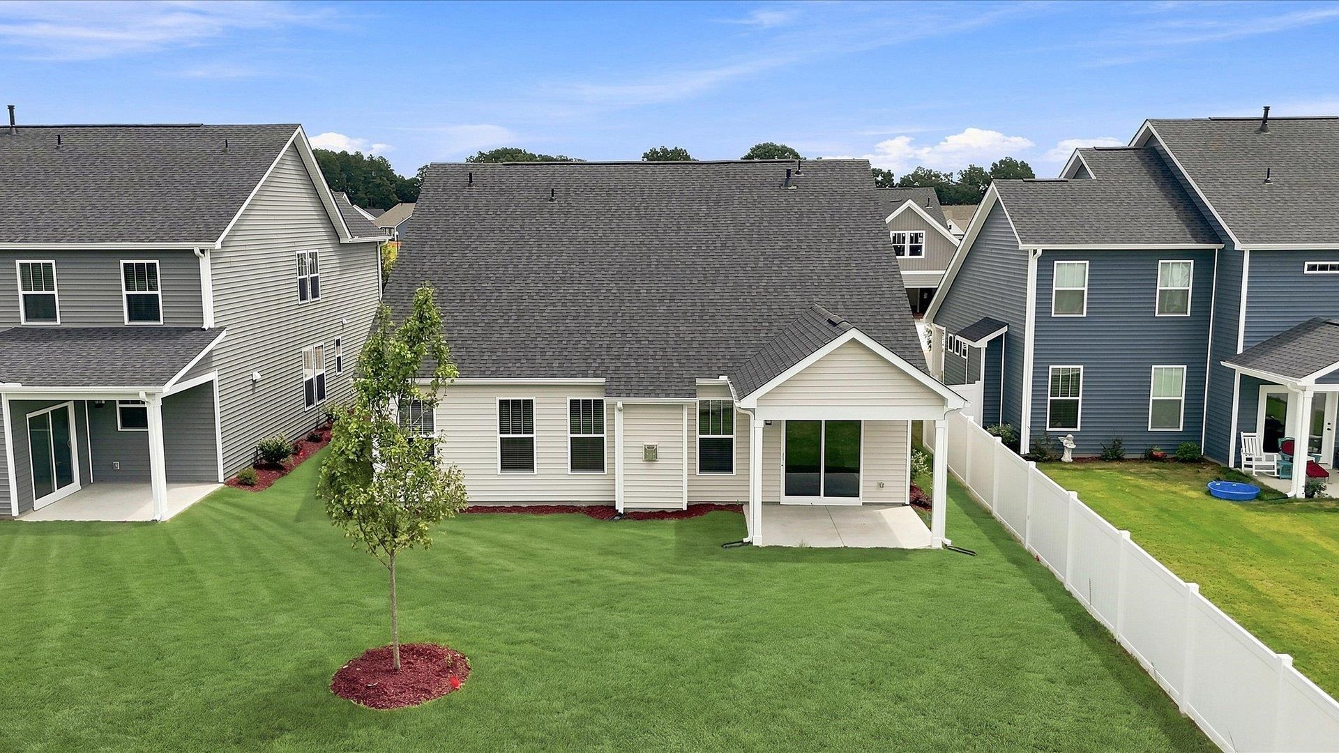12136 Mahogany Circle Property Photo 28