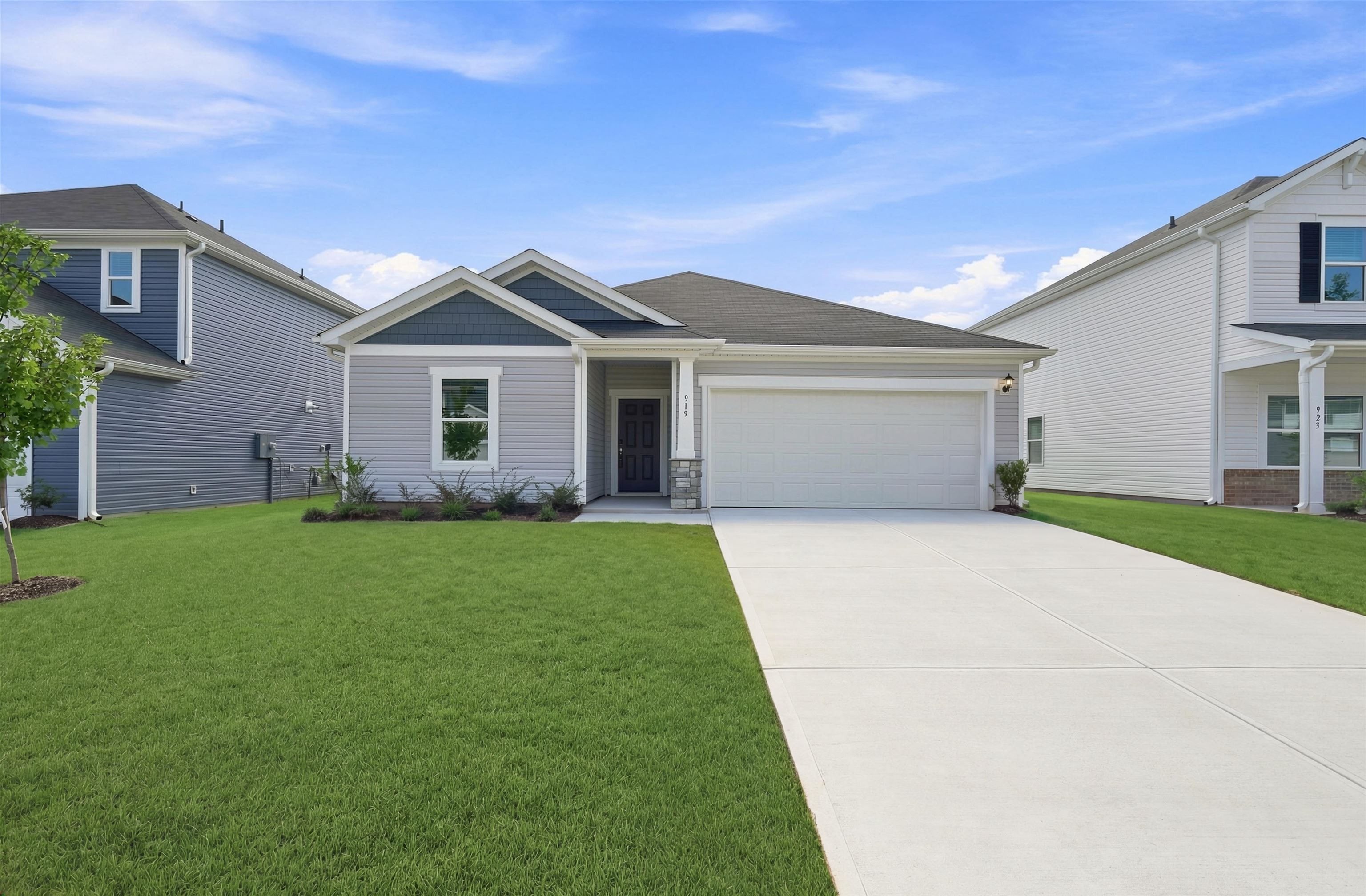 919 Rising Oak Court Property Photo 1
