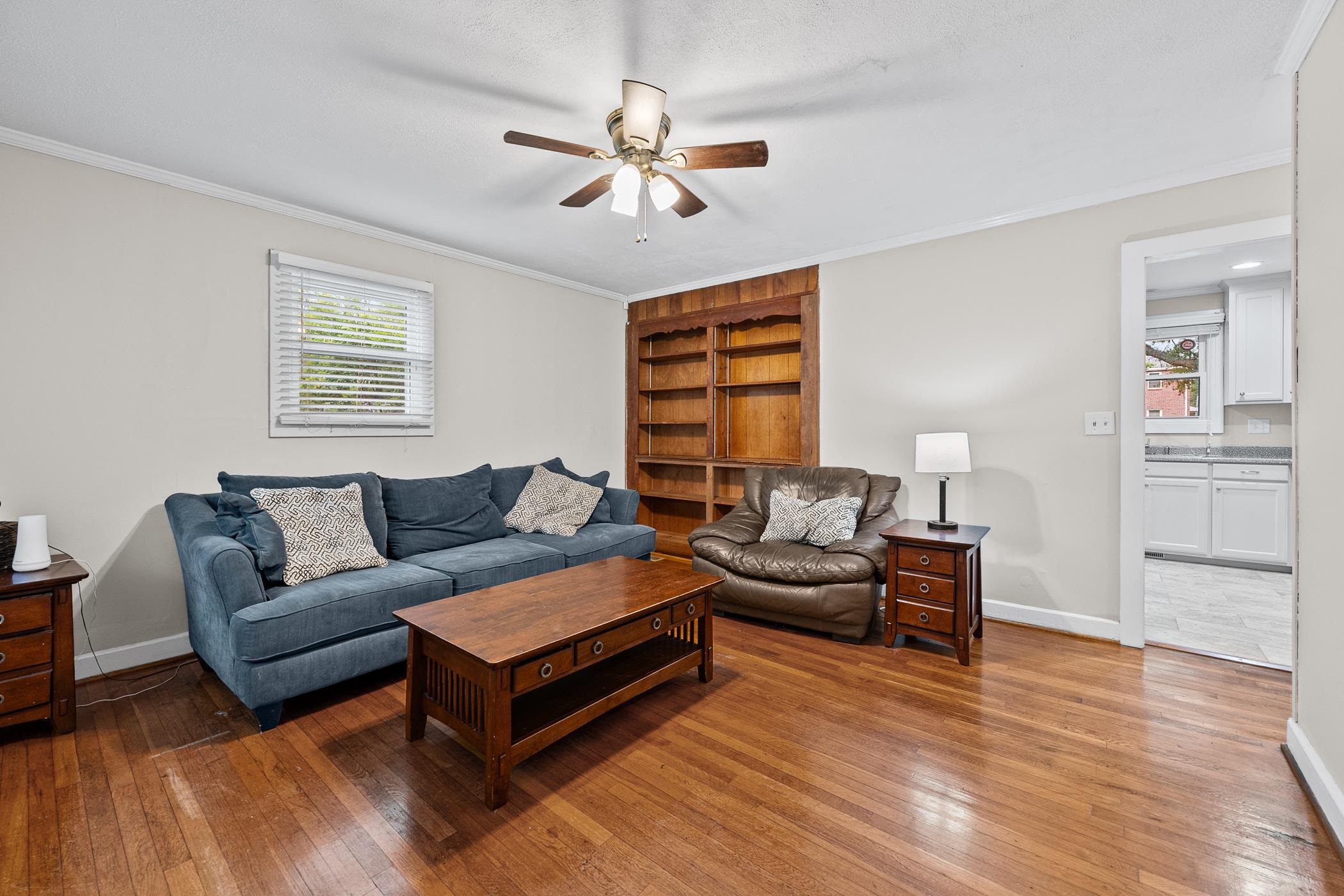 17 Eisenhower Drive Property Photo 6