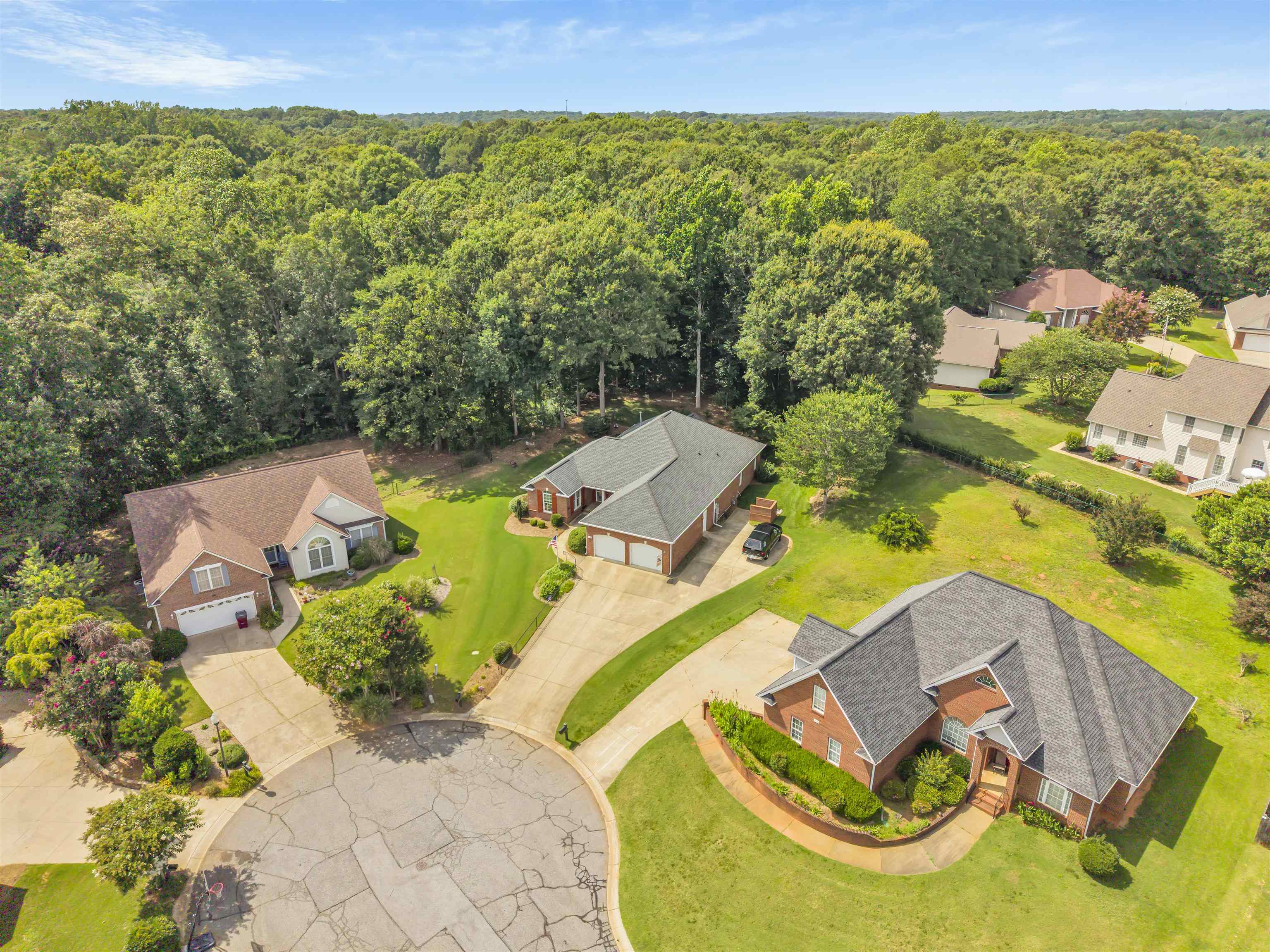 726 Moonridge Drive Property Photo 35