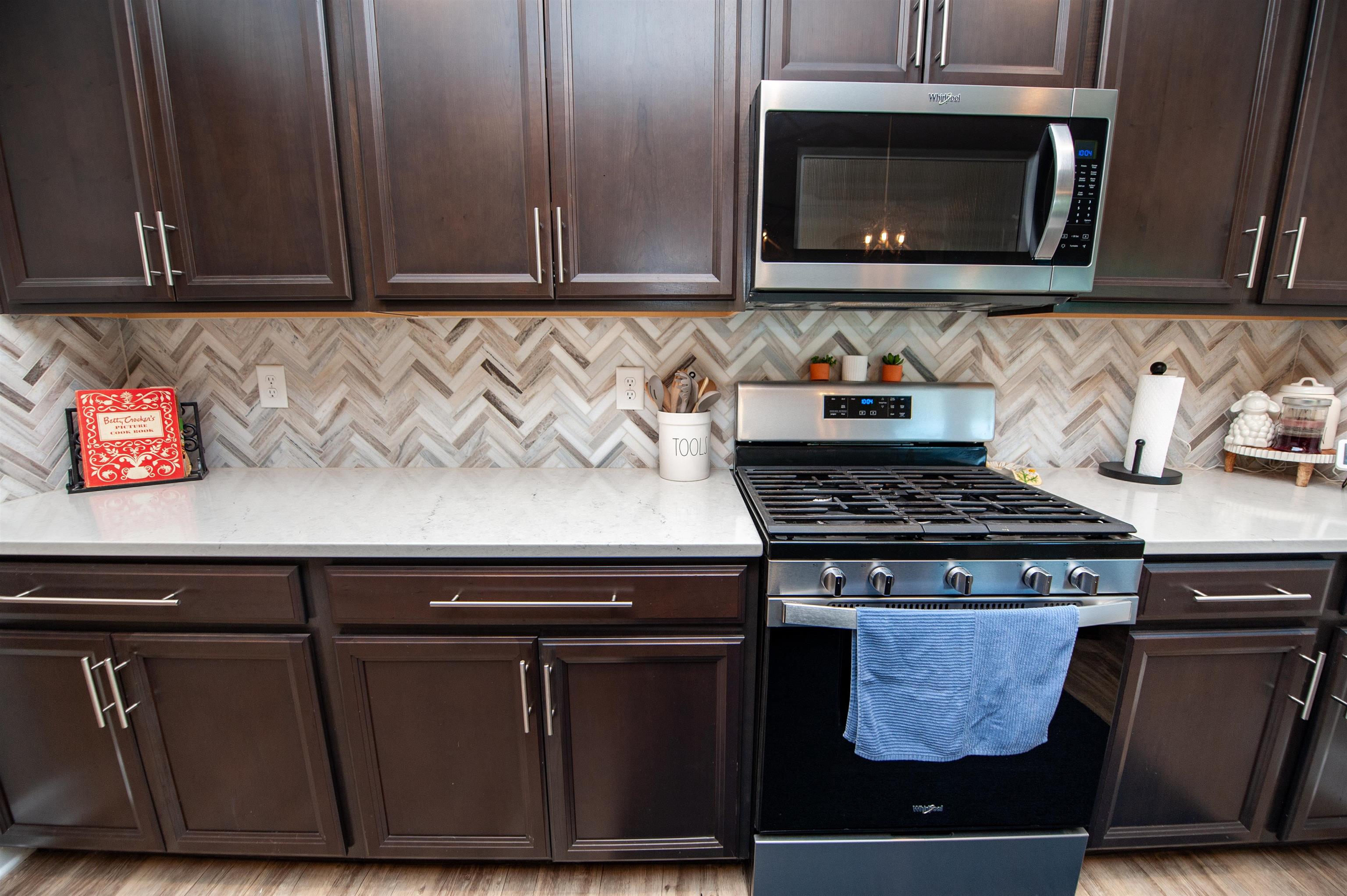 4 Cottontail Court Property Photo 7