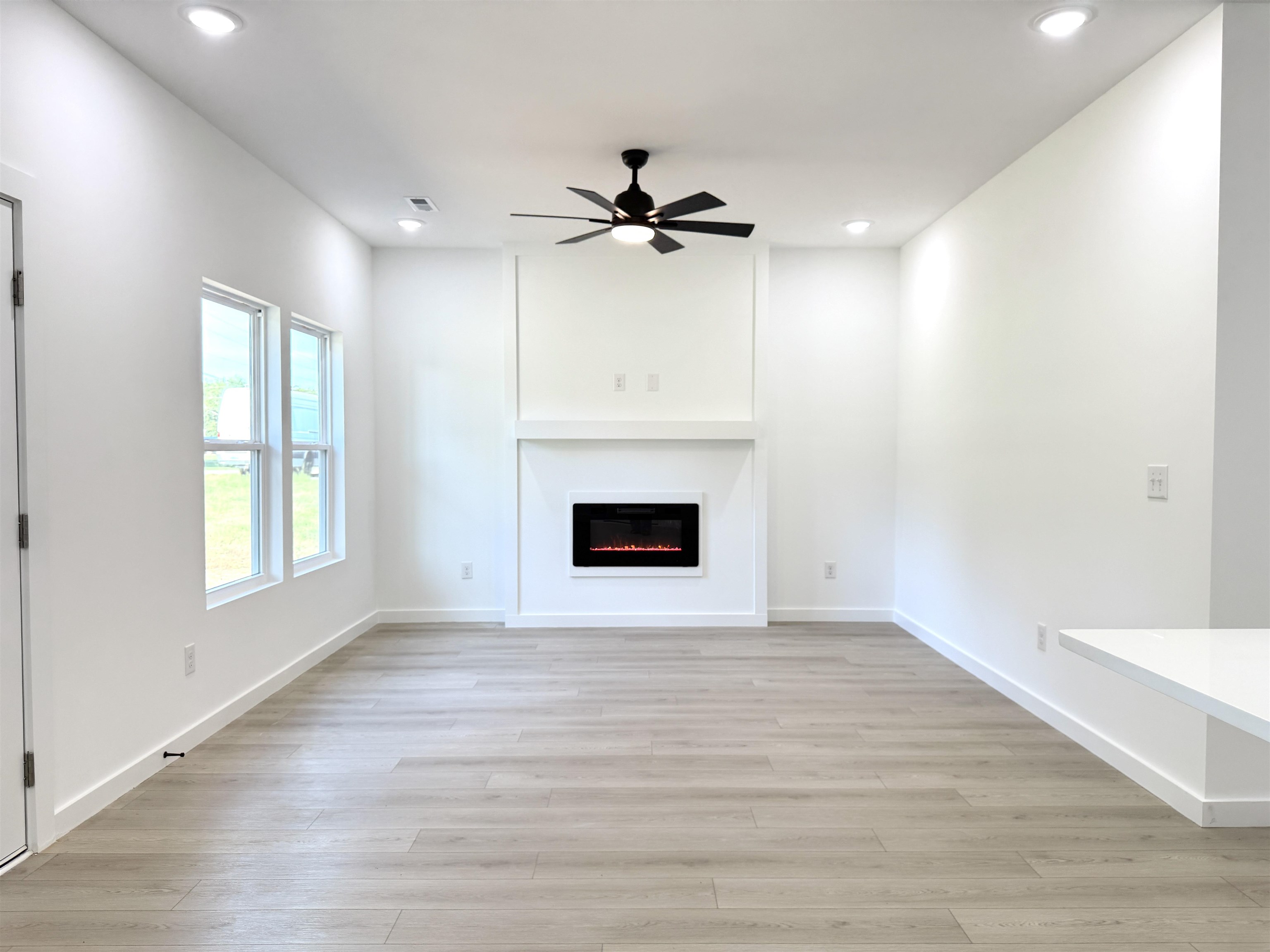1519 Settle Road Property Photo 3