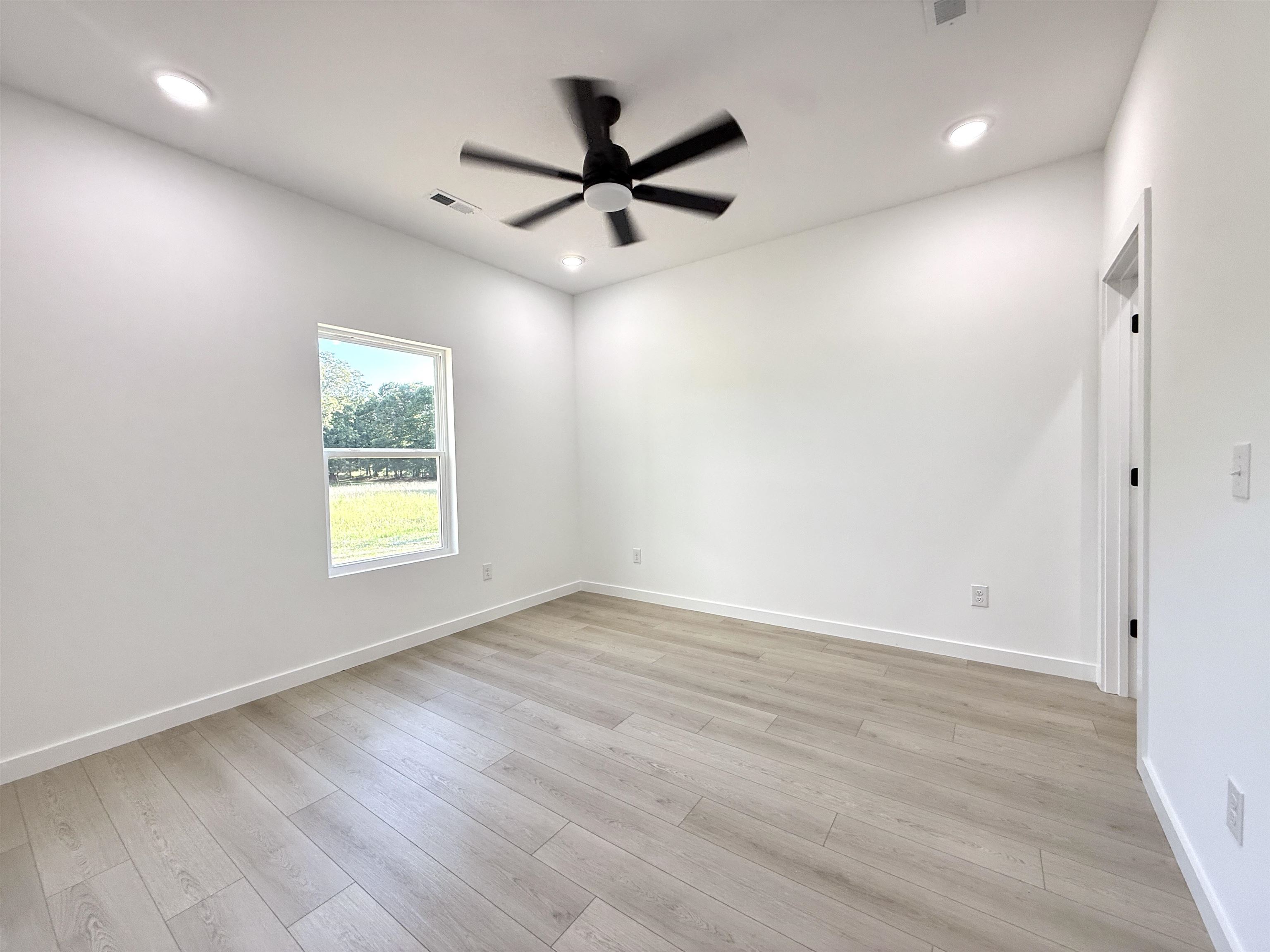 1519 Settle Road Property Photo 10