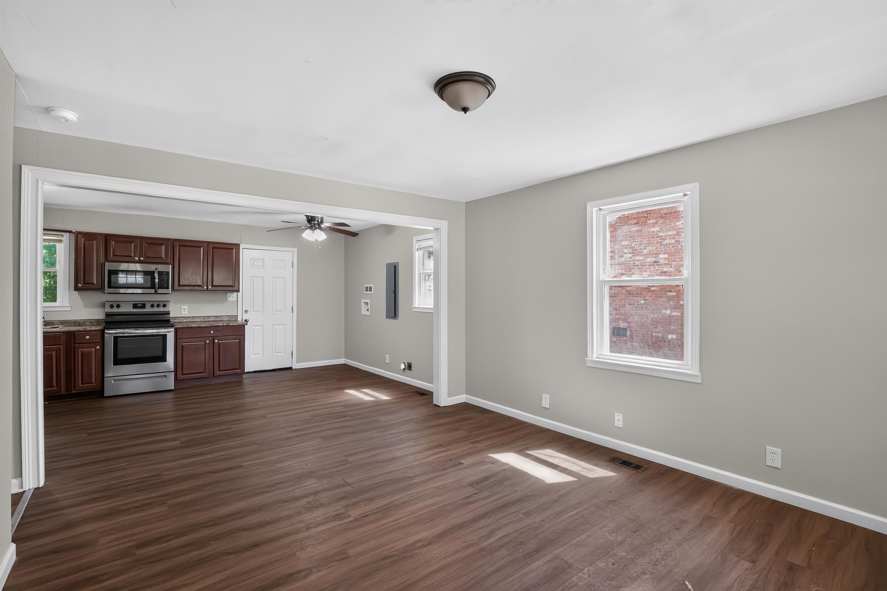 720 Wofford Street Property Photo 4