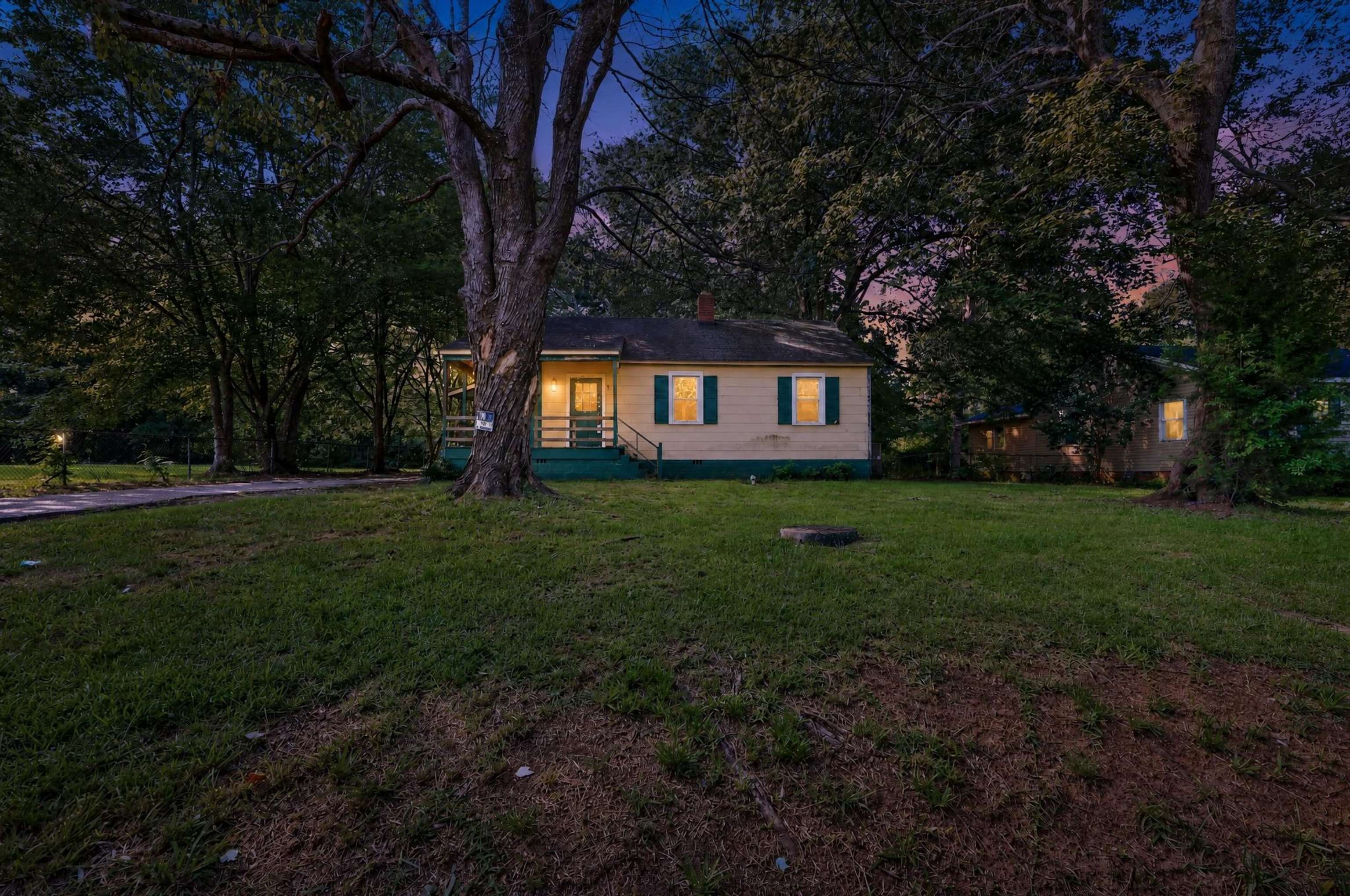 204 Anderson Drive Property Photo 2