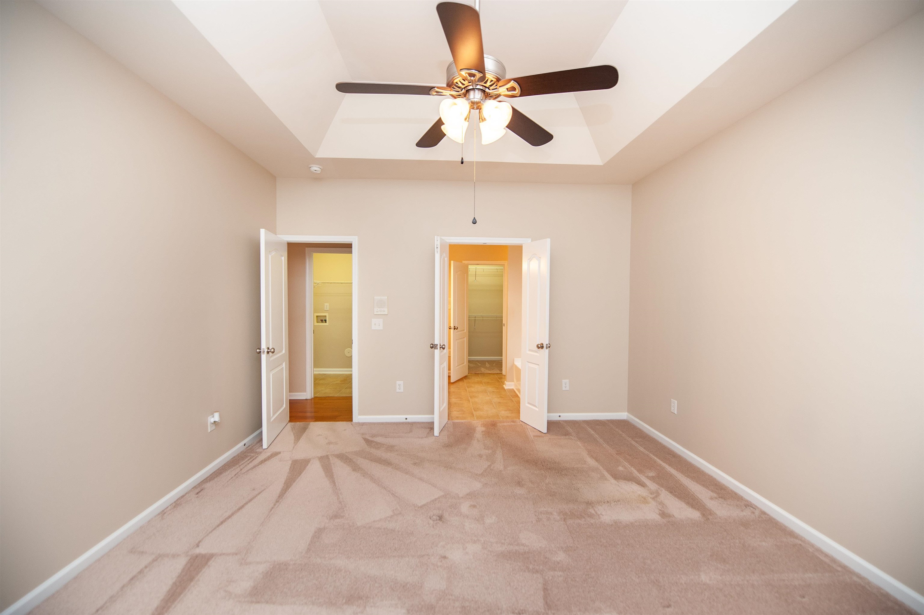 555 Clairidge Drive Property Photo 17