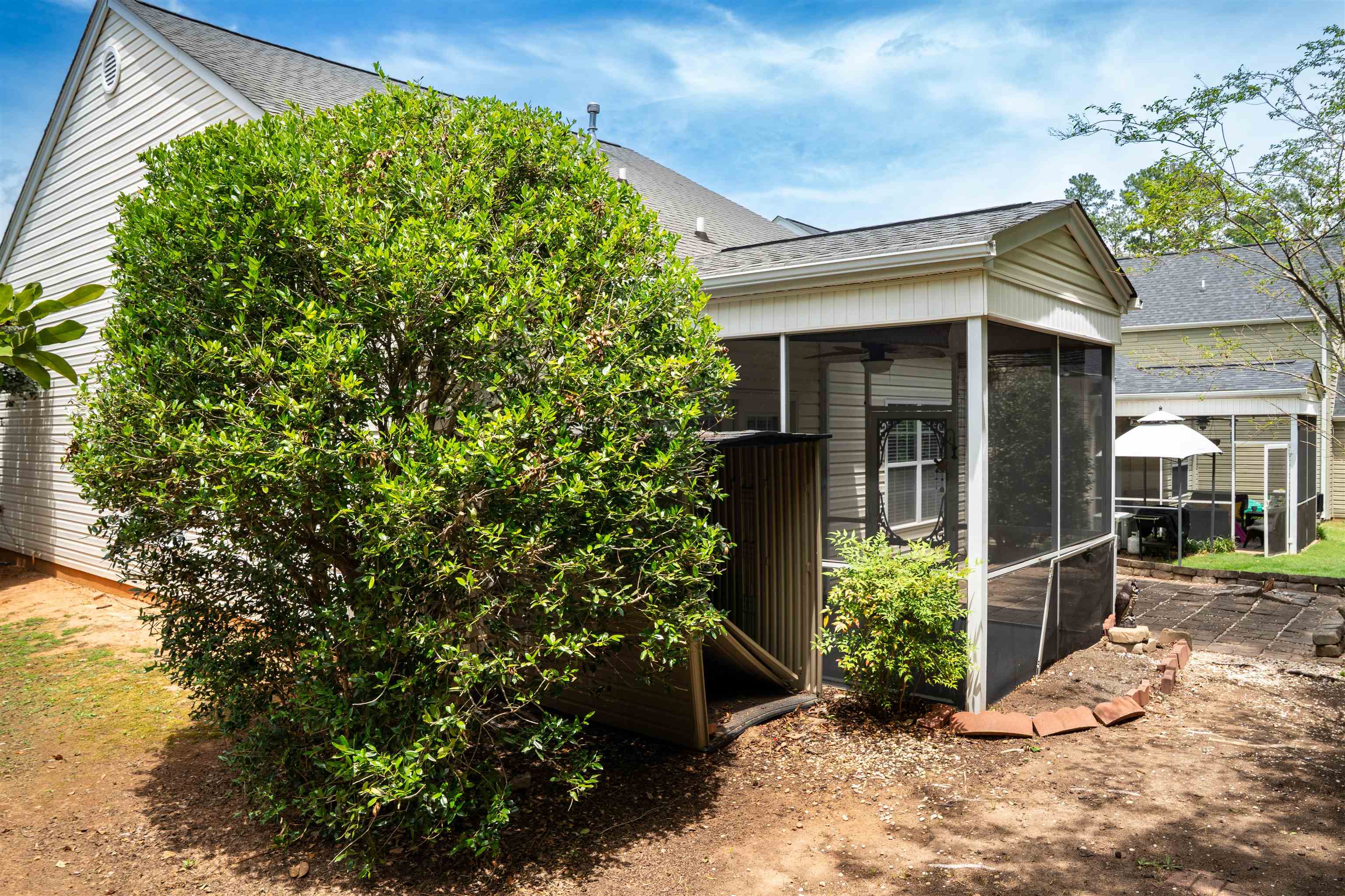 555 Clairidge Drive Property Photo 27