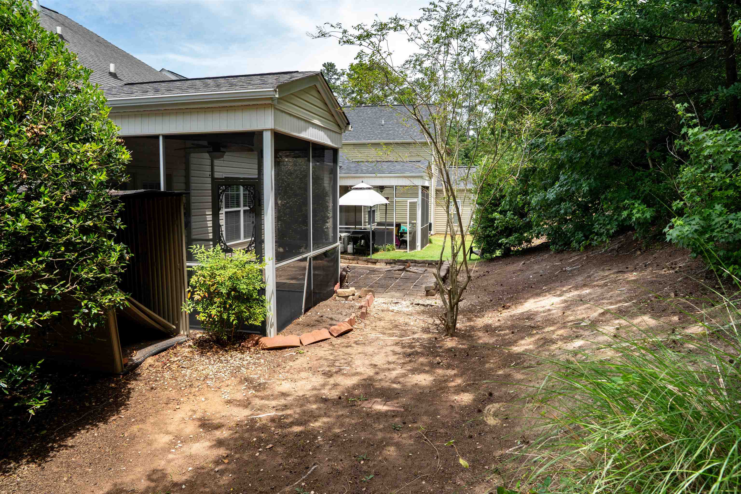 555 Clairidge Drive Property Photo 28