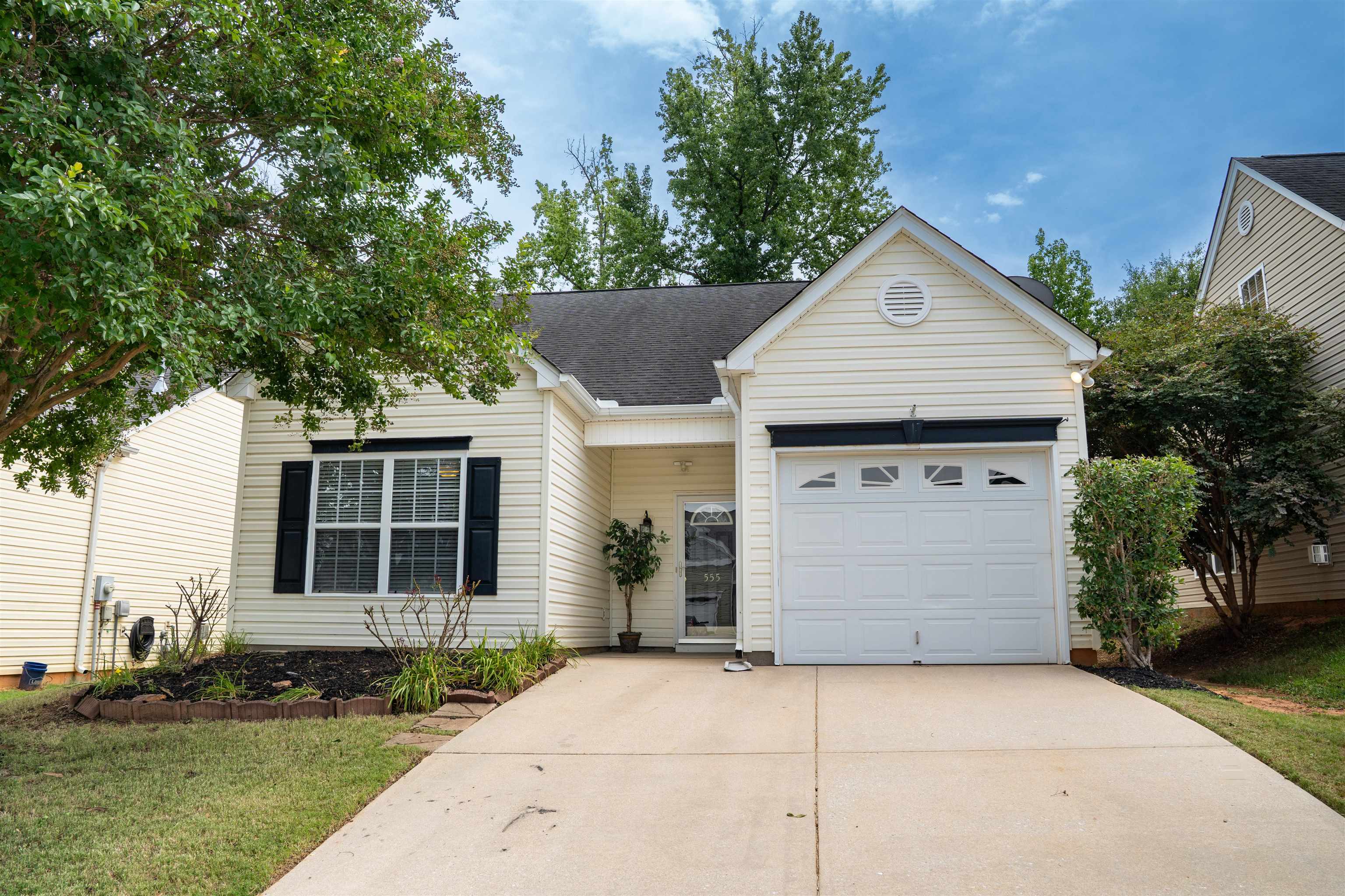 555 Clairidge Drive Property Photo 35