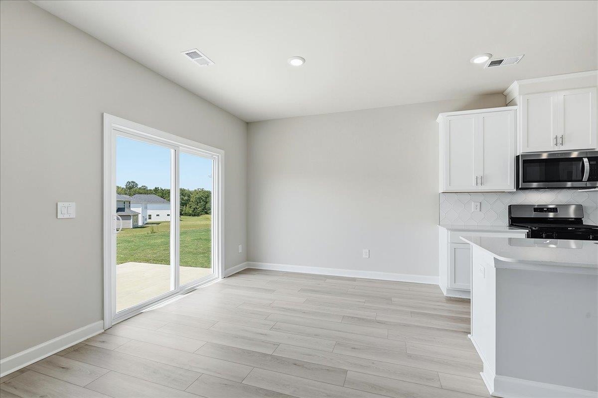 935 Rising Oak Court Property Photo 10