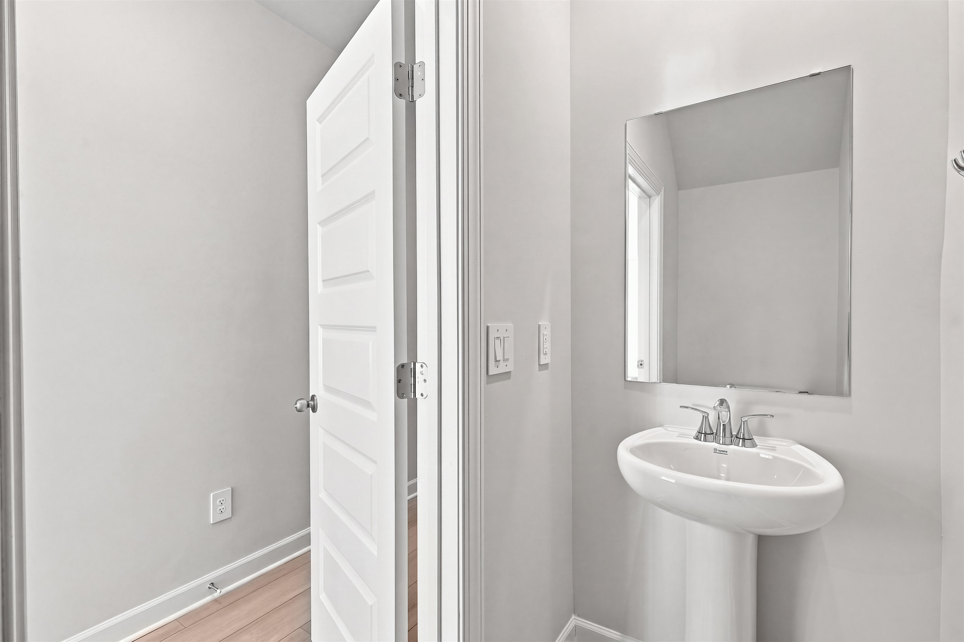 444 Blissful Court Property Photo 6