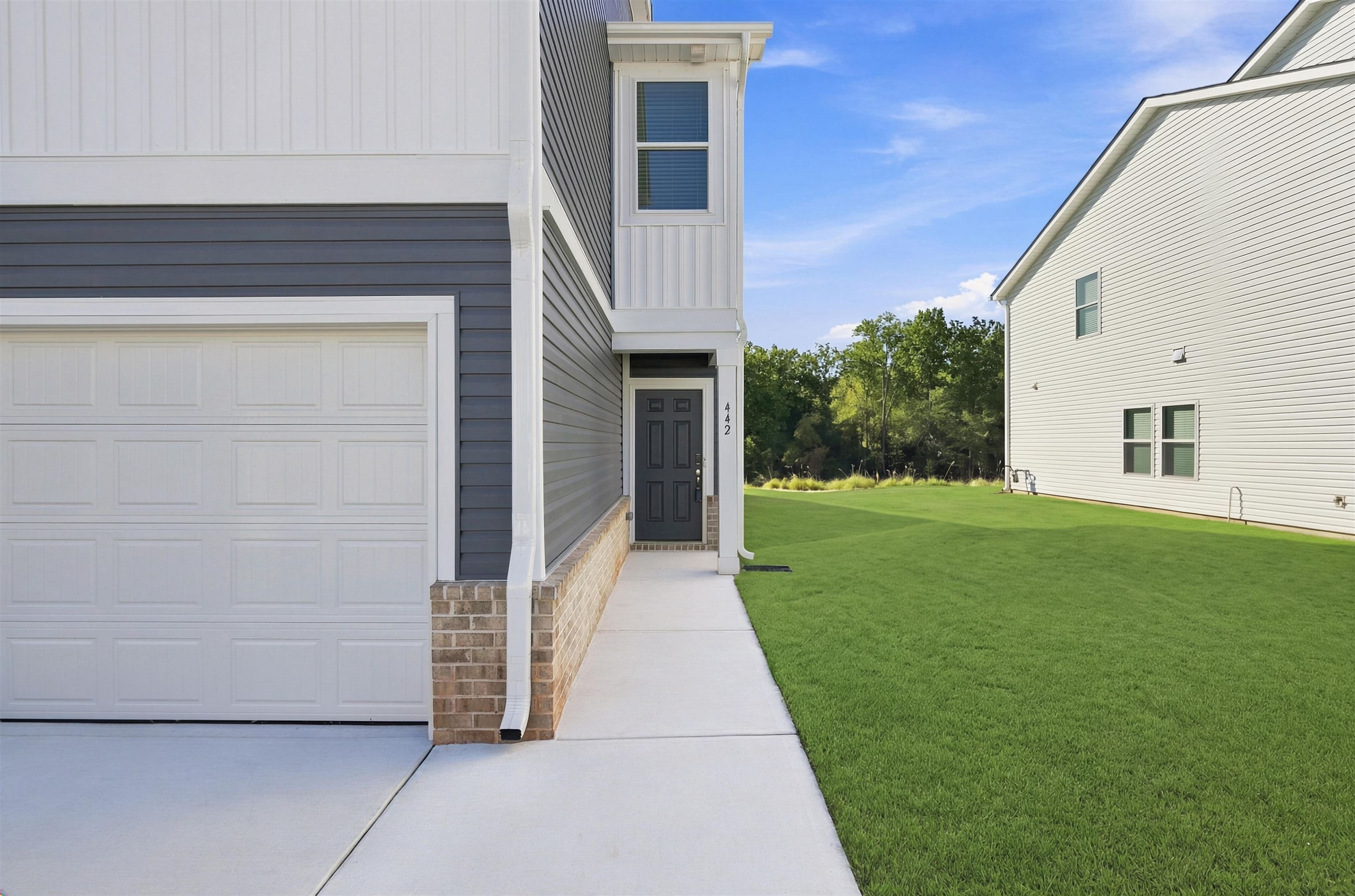 442 Blissful Court Property Photo 4