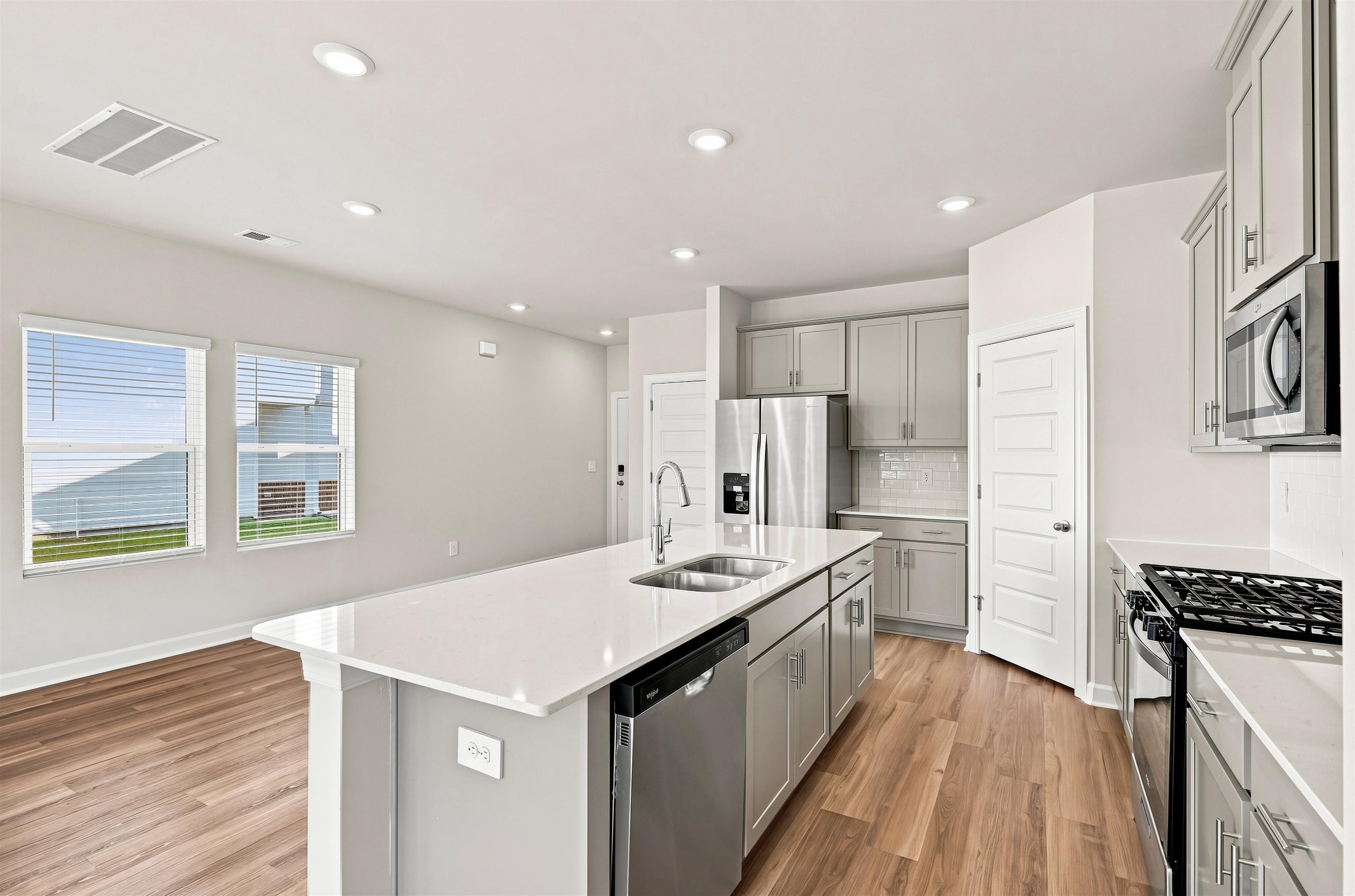 442 Blissful Court Property Photo 8