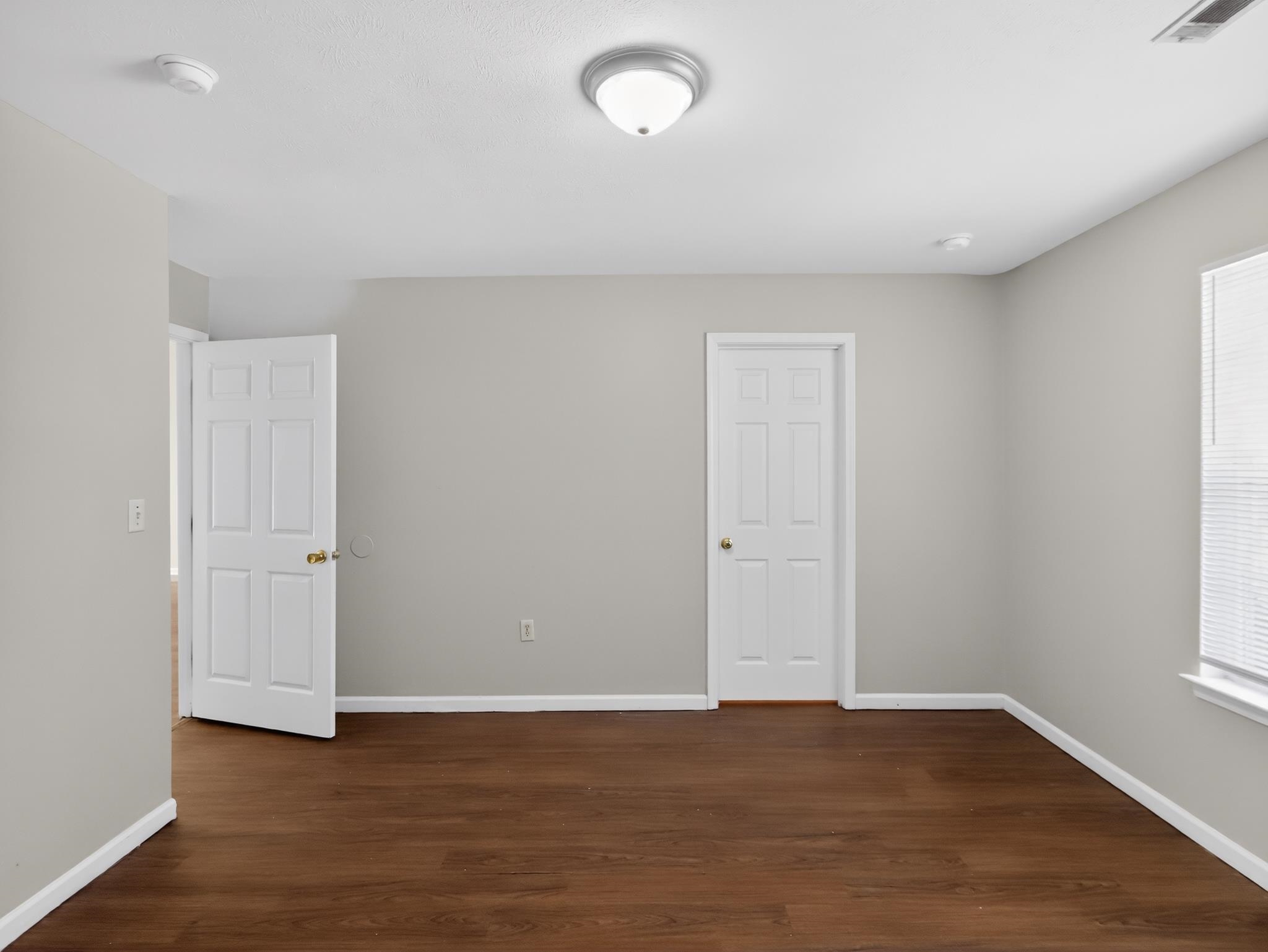 1833 Tamara Way Property Photo 8
