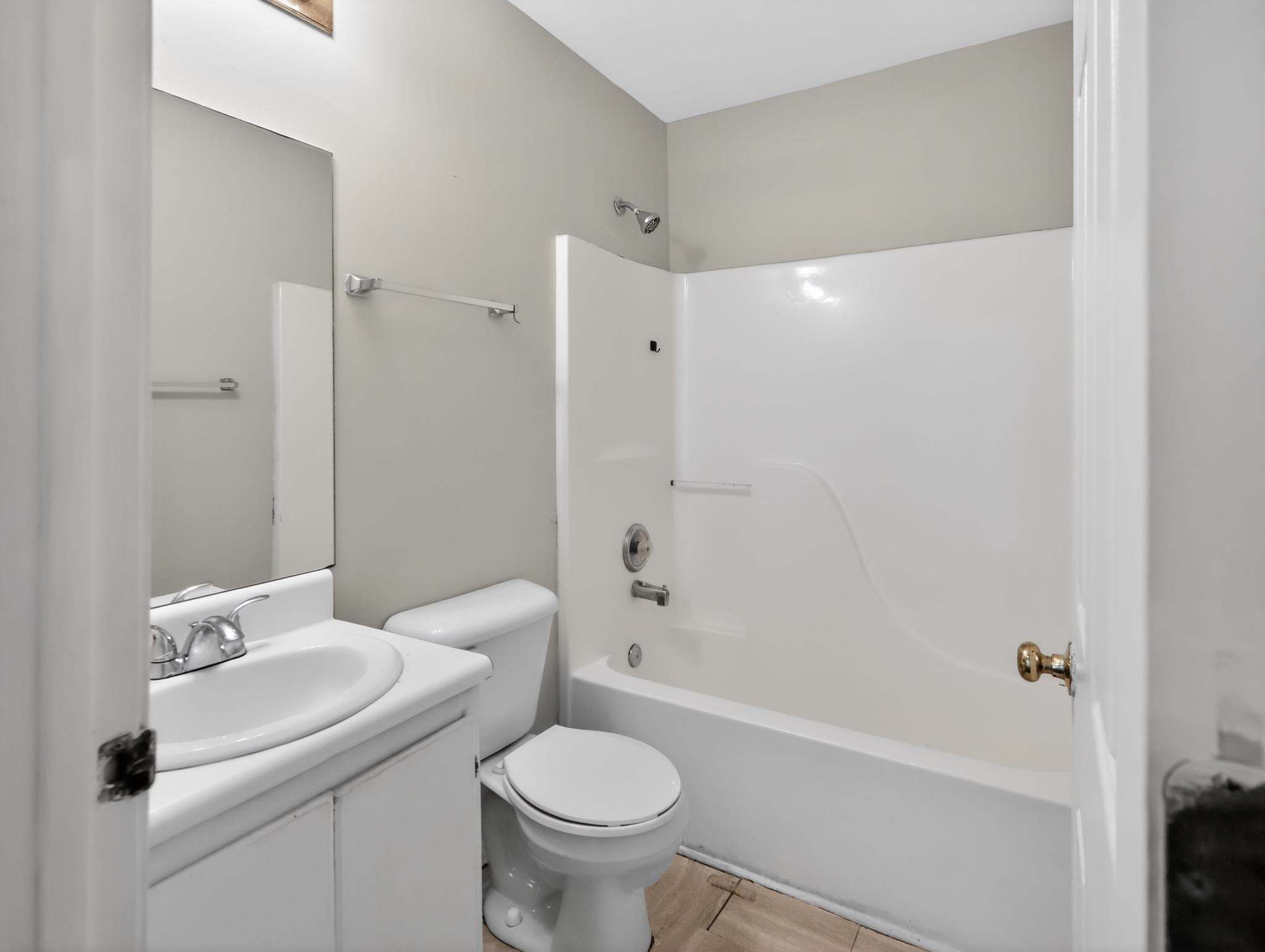 1833 Tamara Way Property Photo 18