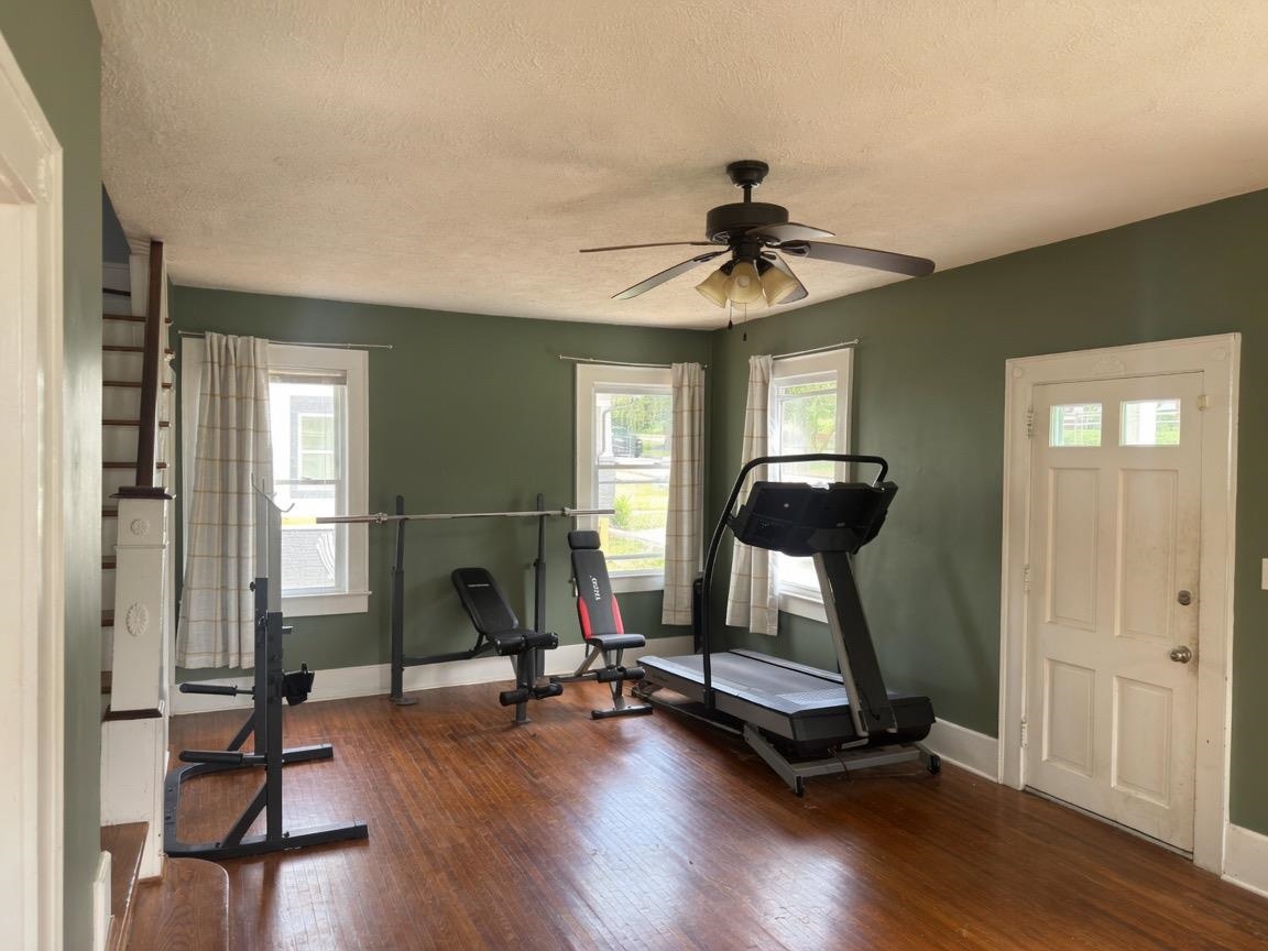 441 E Buford Street Property Photo 7